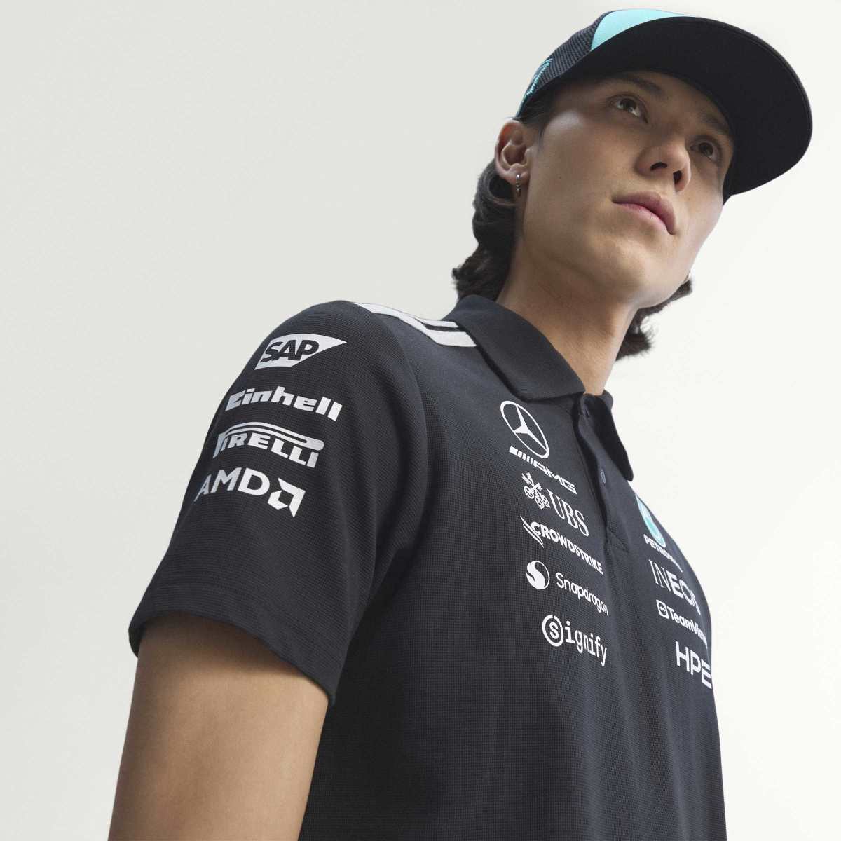 Polo de Homem Mercedes F1 2026 Preto-5