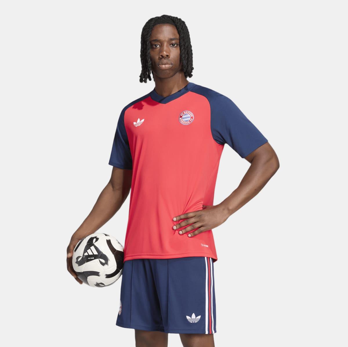 Imagem 0 de T-Shirt de Homem Prematch Bayern Munich 2026-2027 Adidas