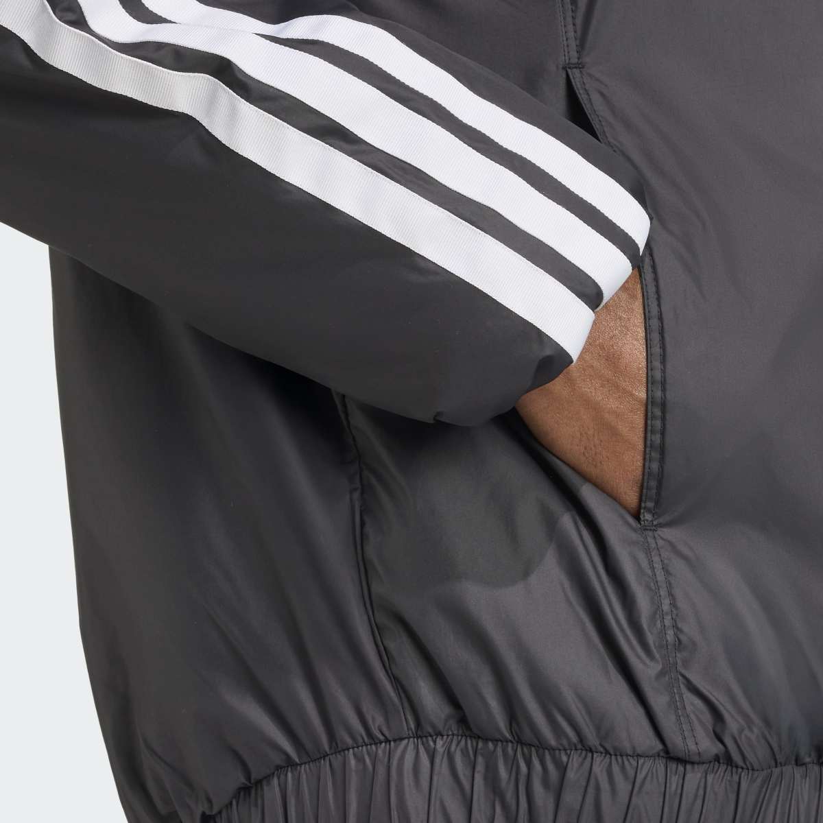 Casaco Tipo Blusão Bomber de Homem Essentials Climawarm 3 Faixas Preto-5