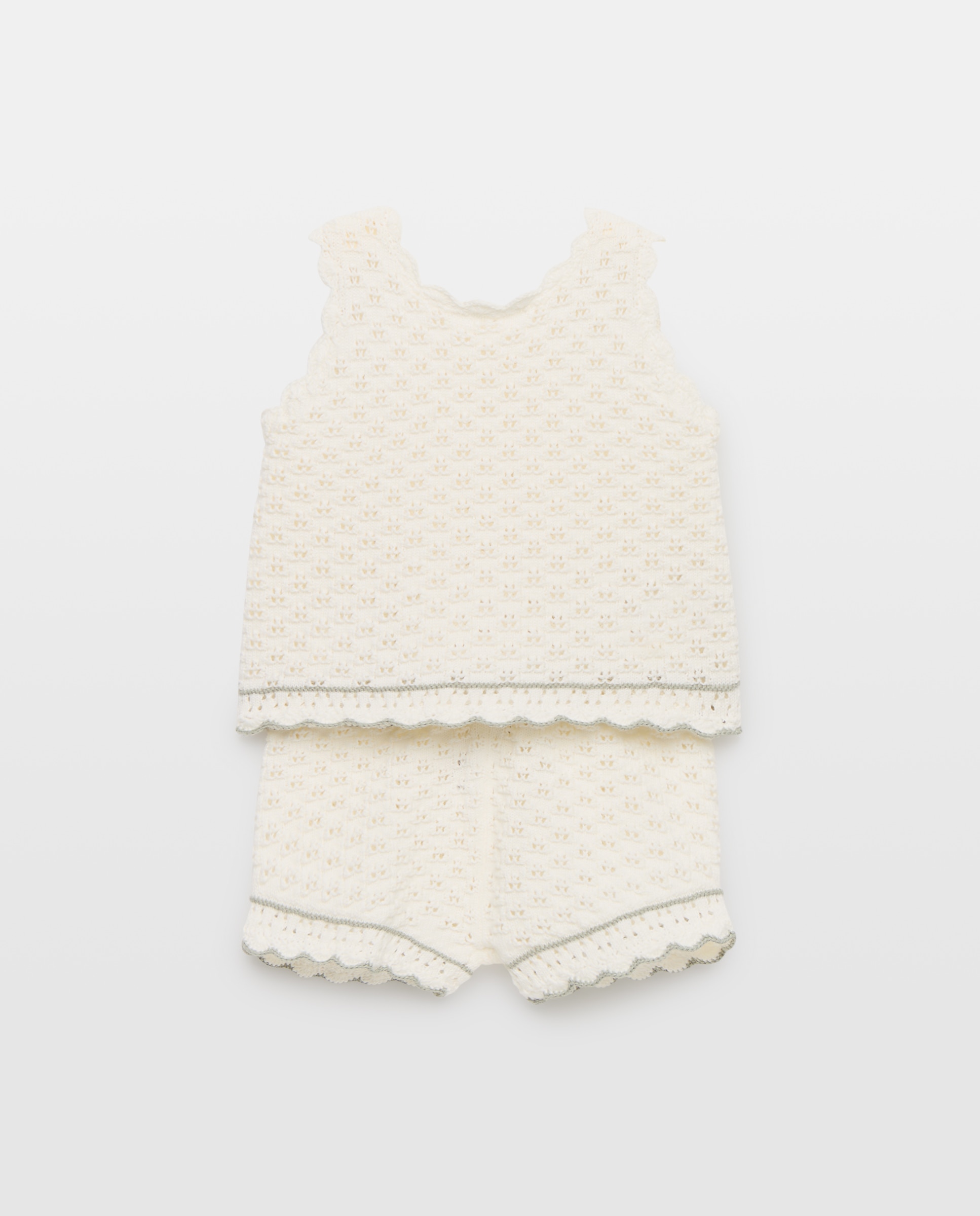 Imagem 0 de Conjunto de 2 Peças: Top e Calções de Tricot de Bebé com Crochet