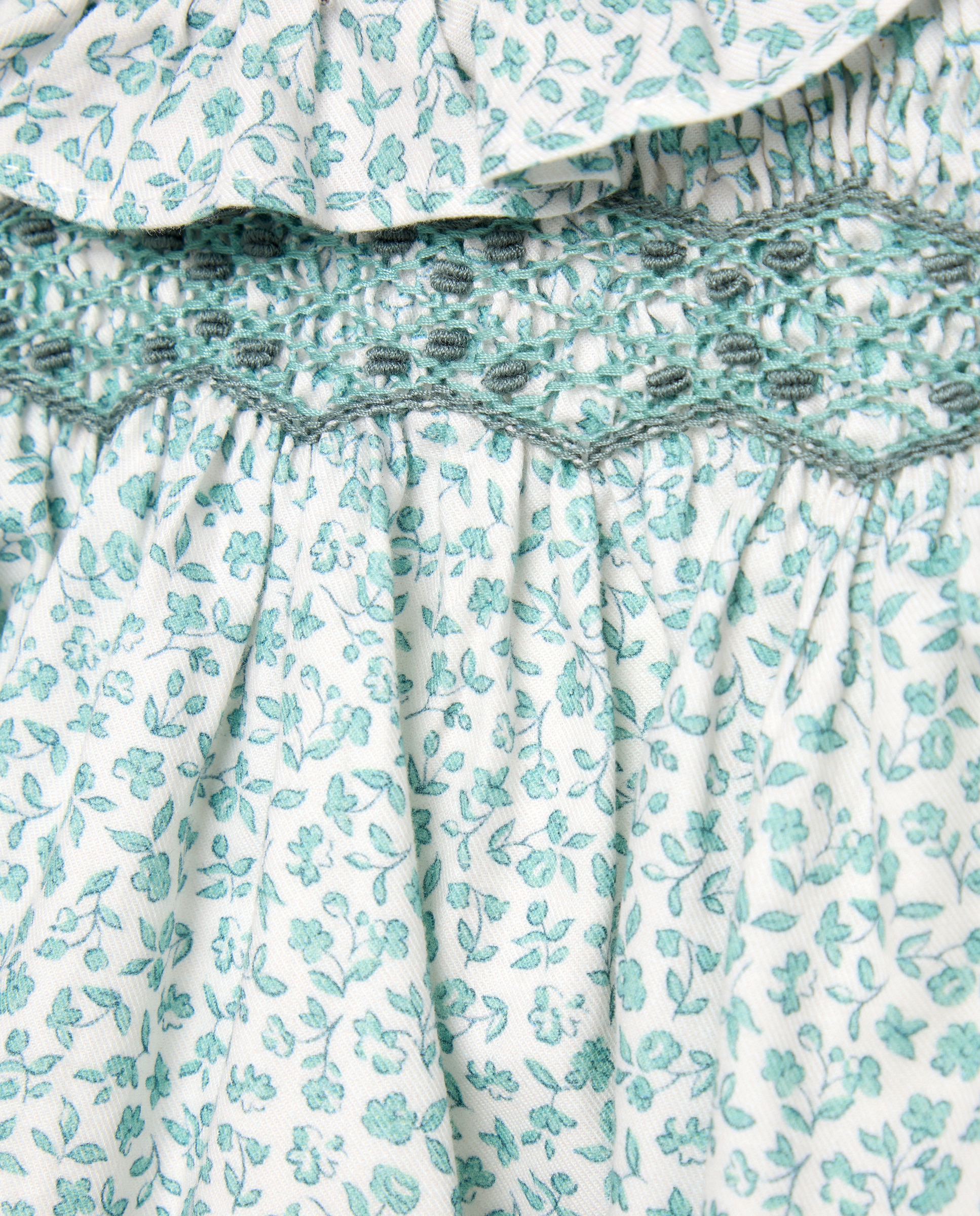 Vestido de Bebé com Favos de Mel e Estampado Floral Verde-3