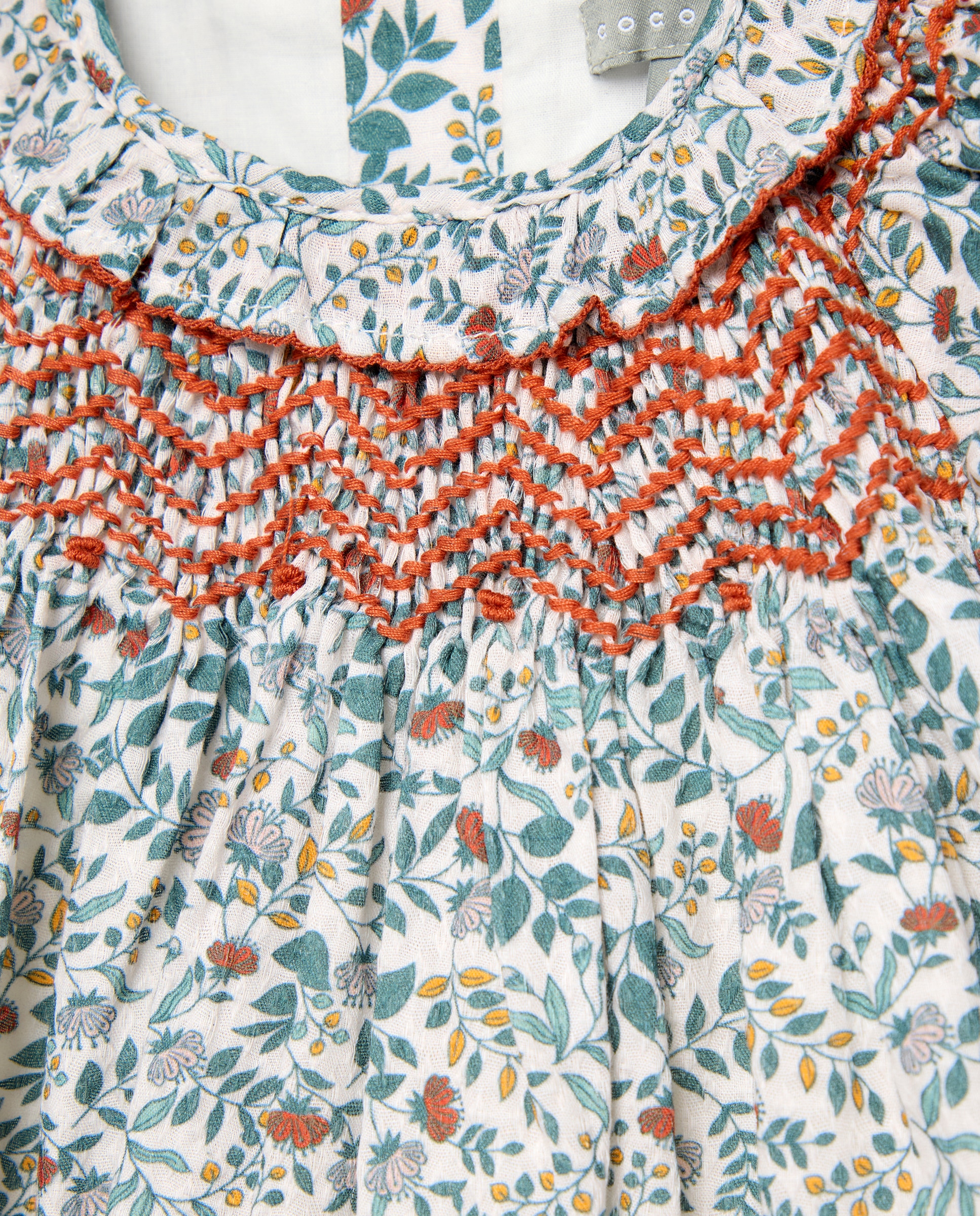 Vestido de Bebé com Favos de Mel e Estampado Floral Verde-3
