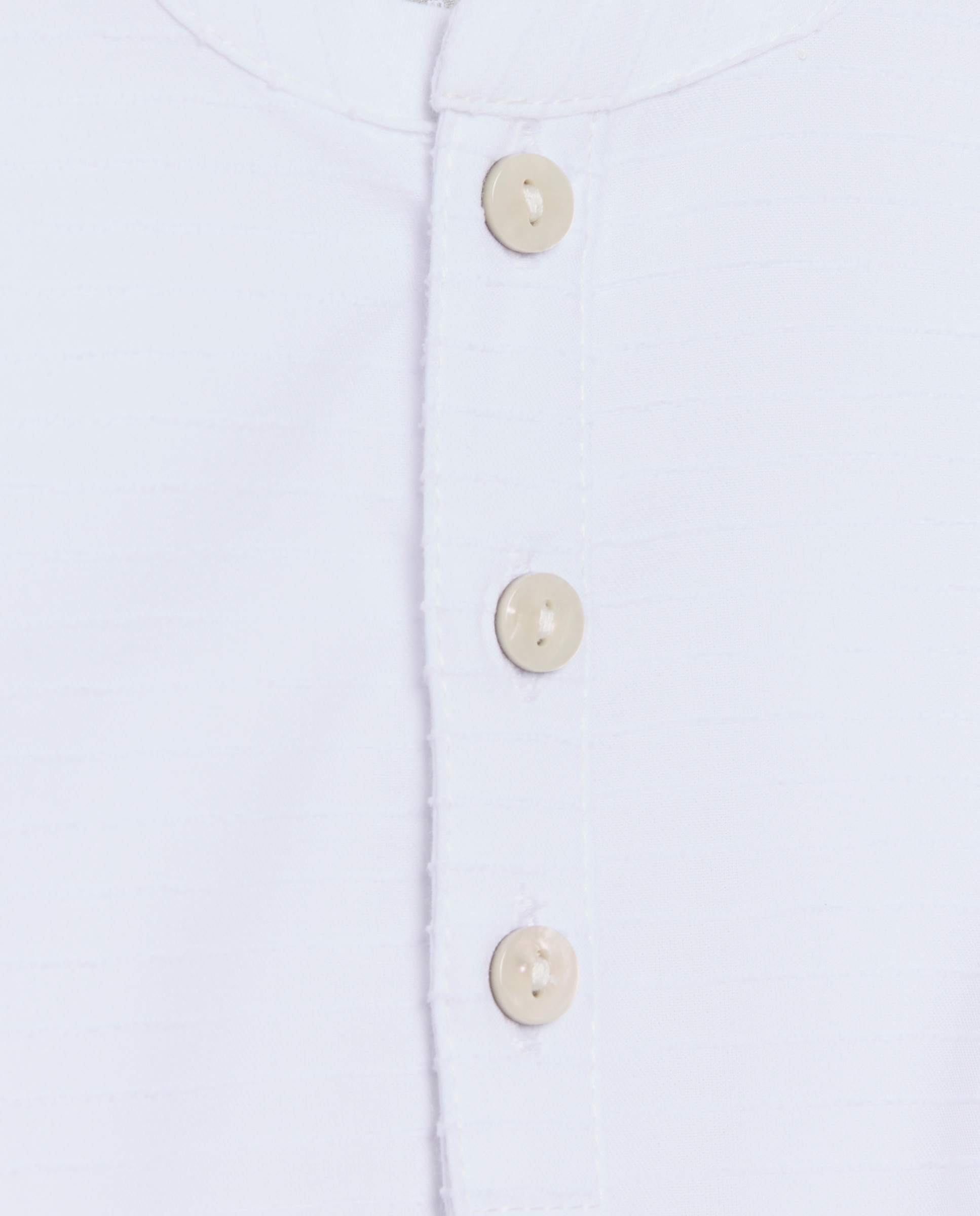 Camisa de Bebé com Manga Comprida e Gola à Padre Branco-3