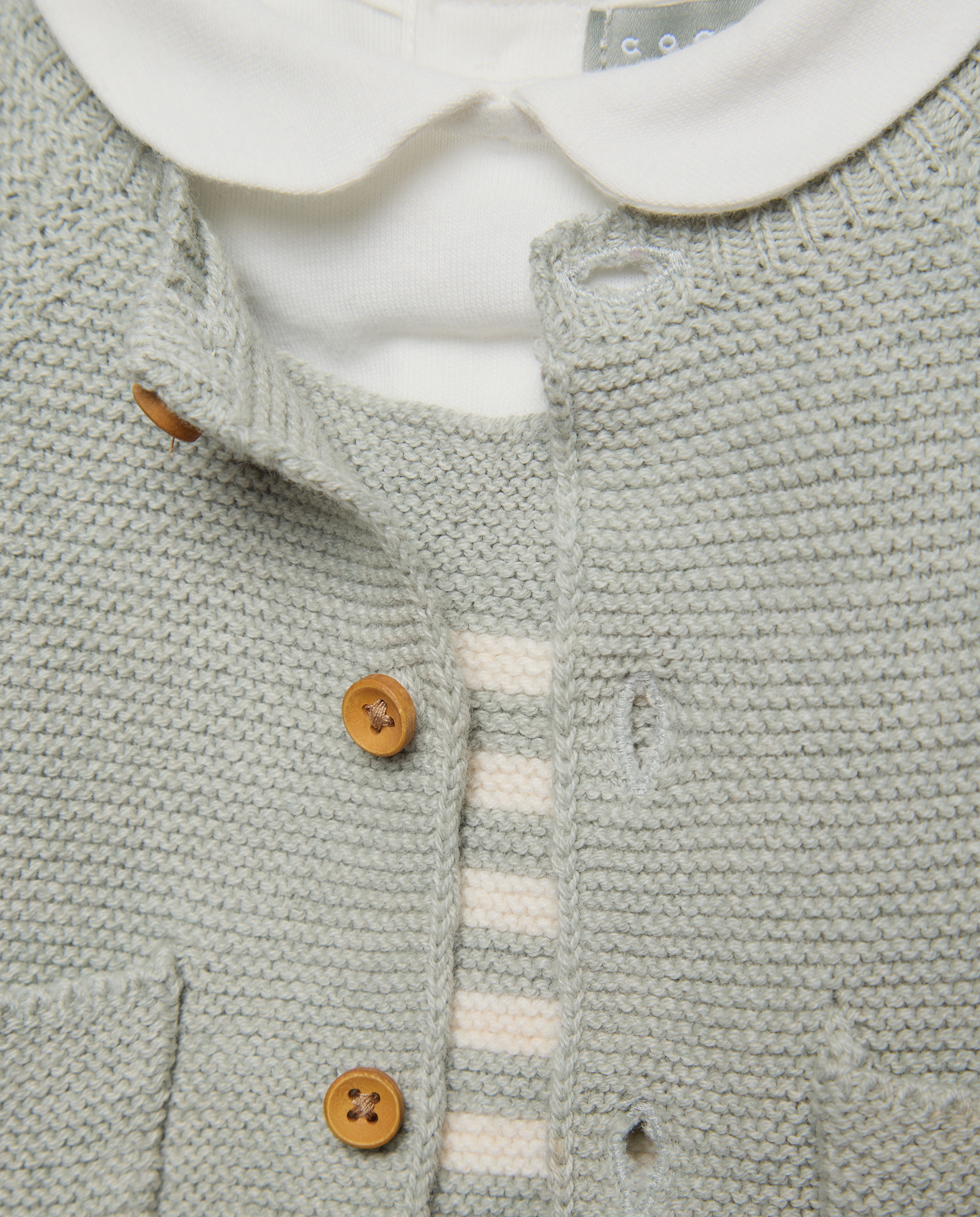 Conjunto de 3 Peças de Bebé: Babygrow, T-shirt e Casaco com Bolso Verde-5