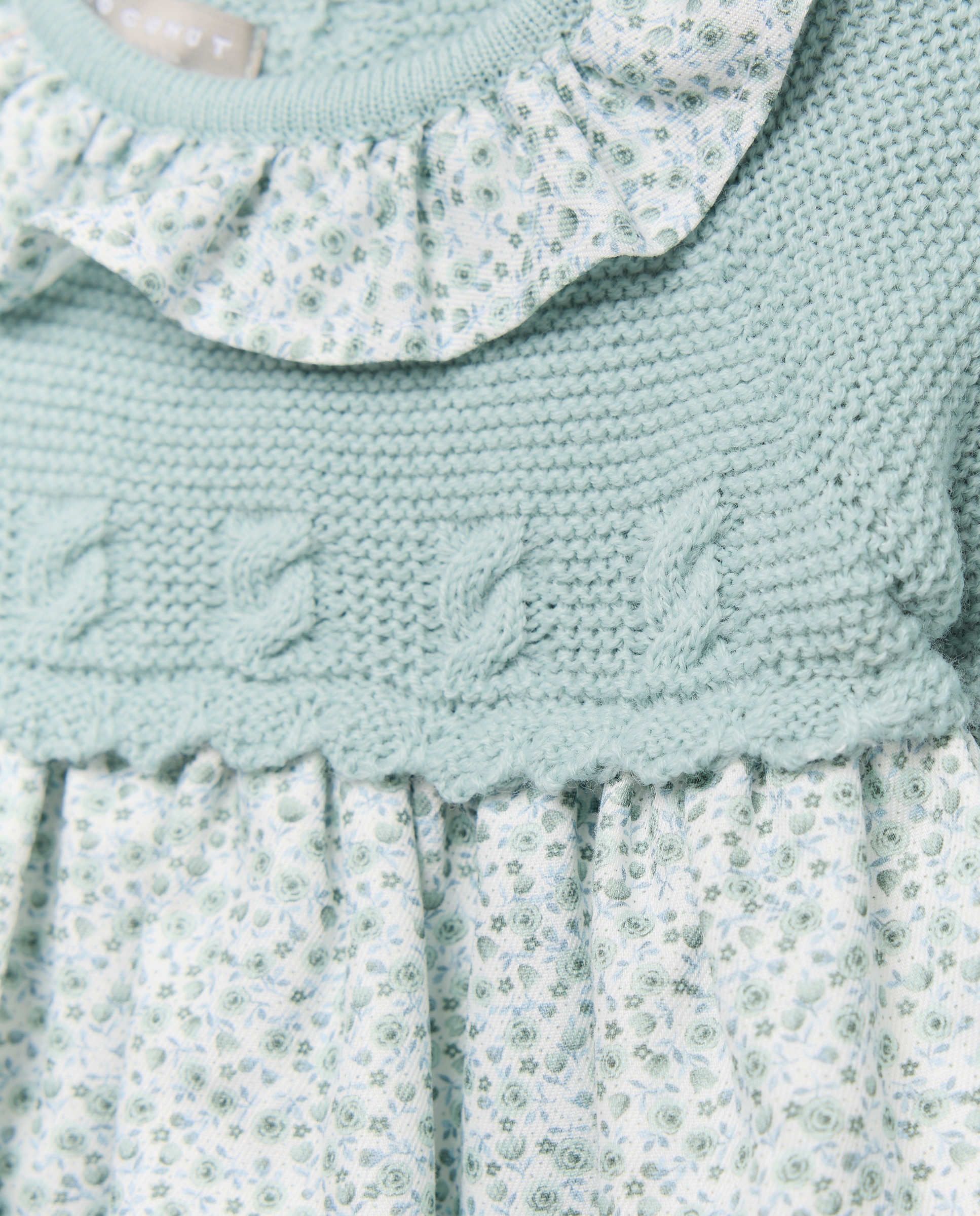 Cueiro de Tricot Plano com Manga Comprida e Touca com Estampado Floral Coconut El Corte Inglés Verde-3