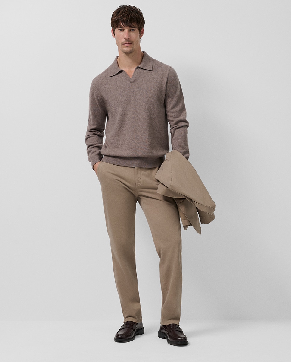 Calças Chino Regular Fit em Algodão Tingido Castanho-claro-1