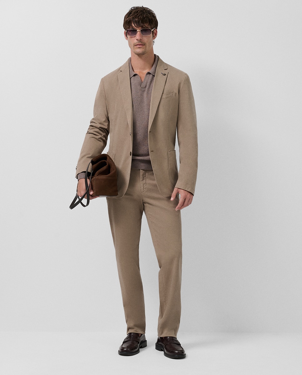 Calças Chino Regular Fit em Algodão Tingido Castanho-claro-5