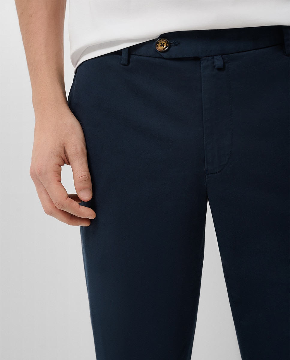 Calças Chino Regular Fit em Algodão Tingido Azul-marinho-4