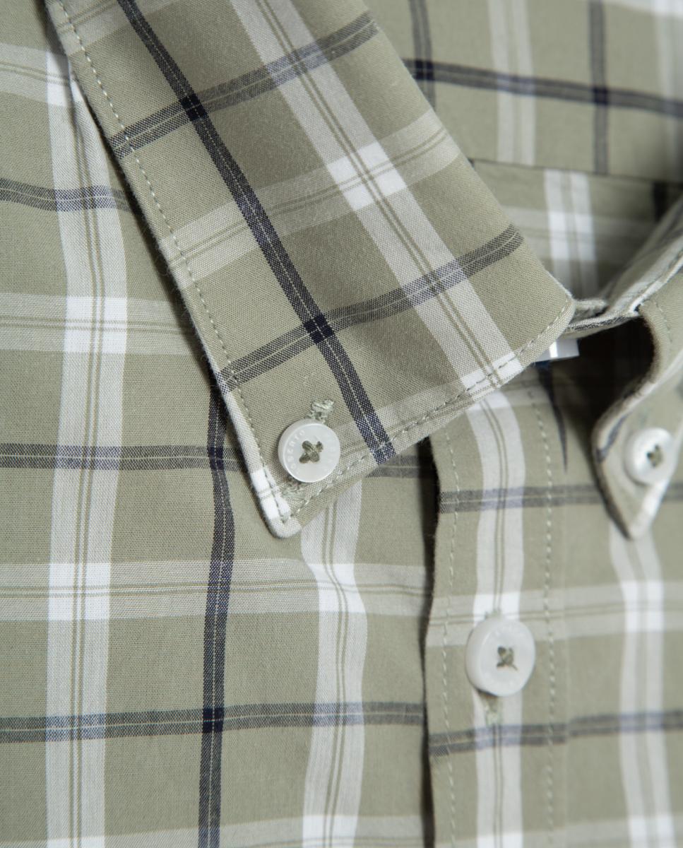 Camisa Casual Regular Fit aos Quadrados Caqui-5