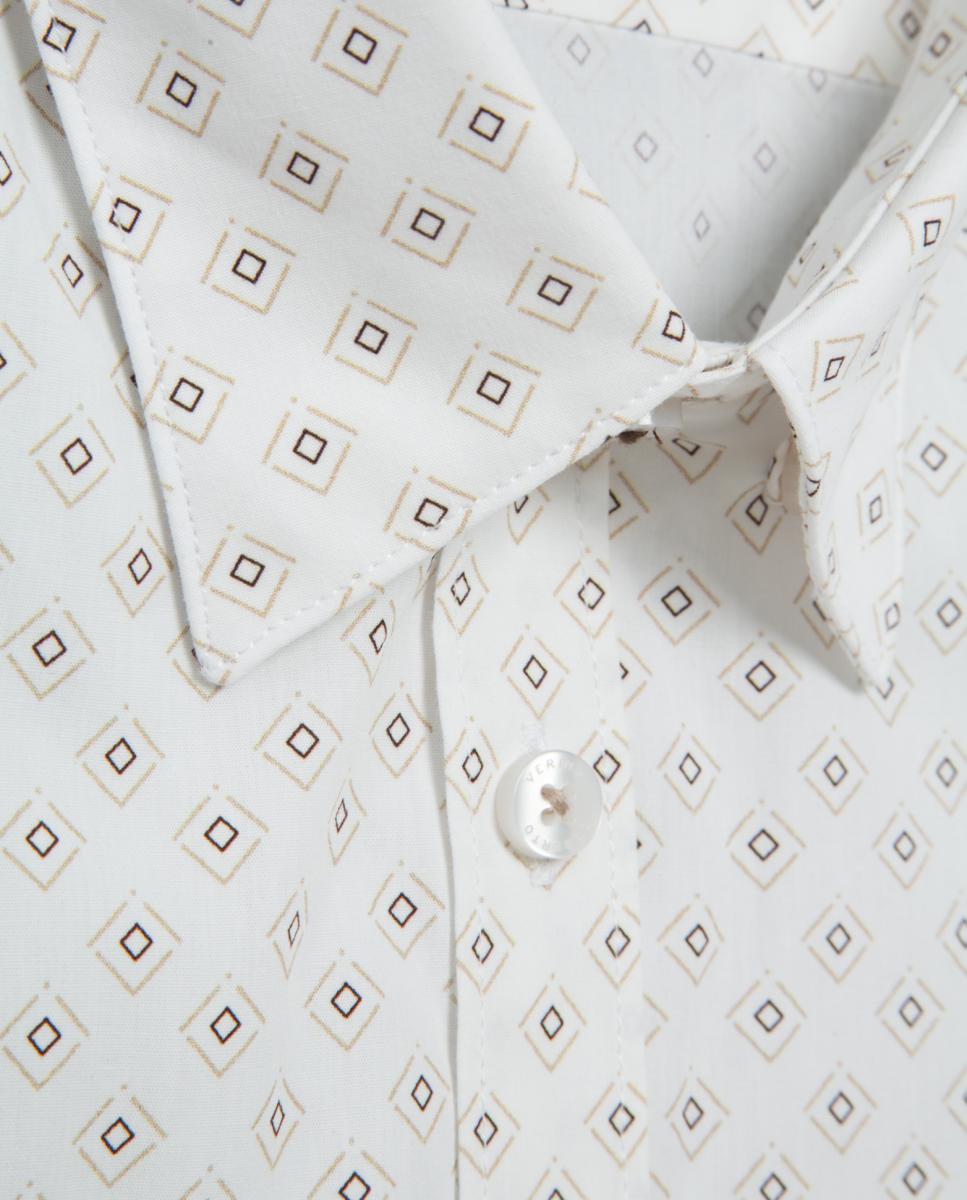 Camisa Casual Slim Fit com Estampado Geométrico Castanho-5