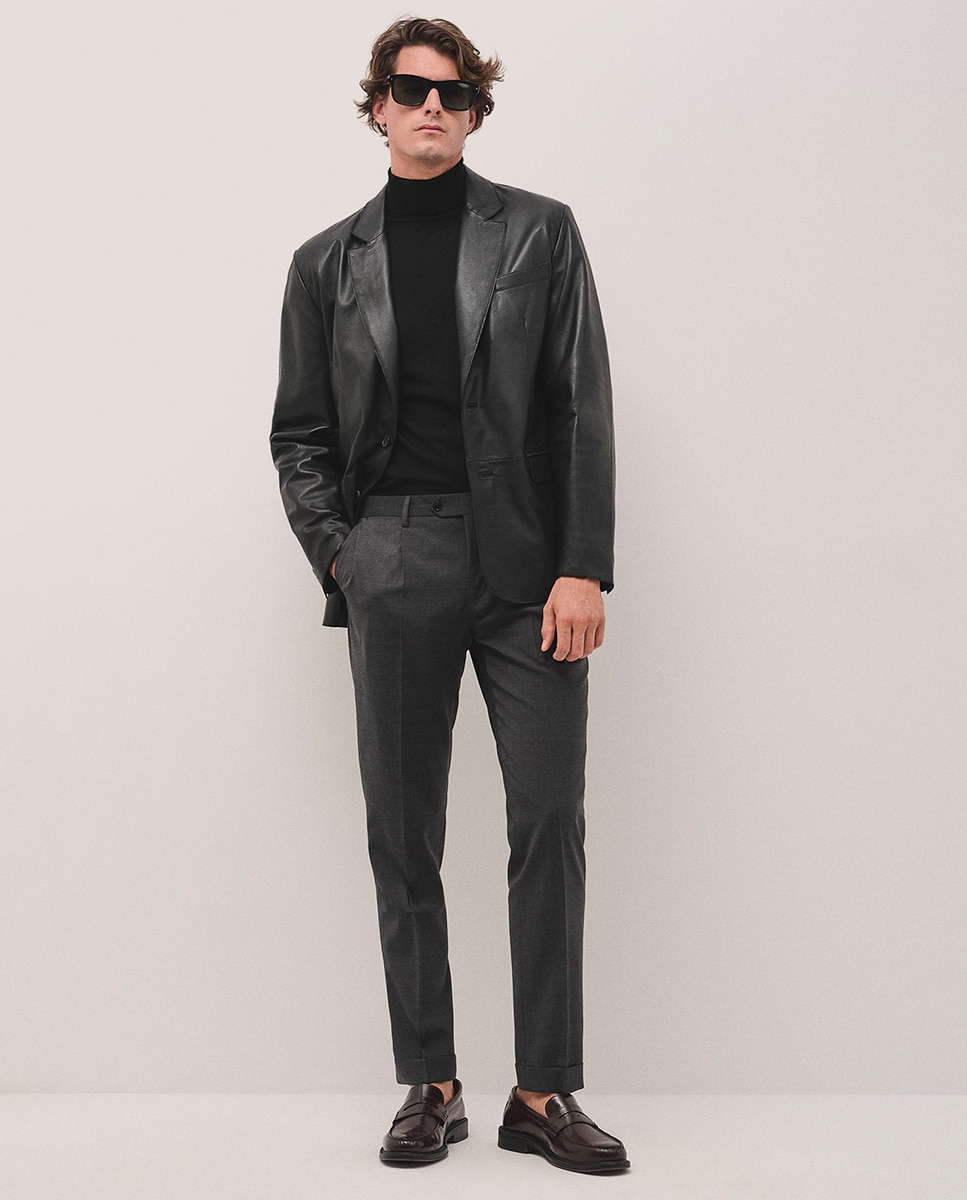 Casaco Regular Fit em Pele Preto-7