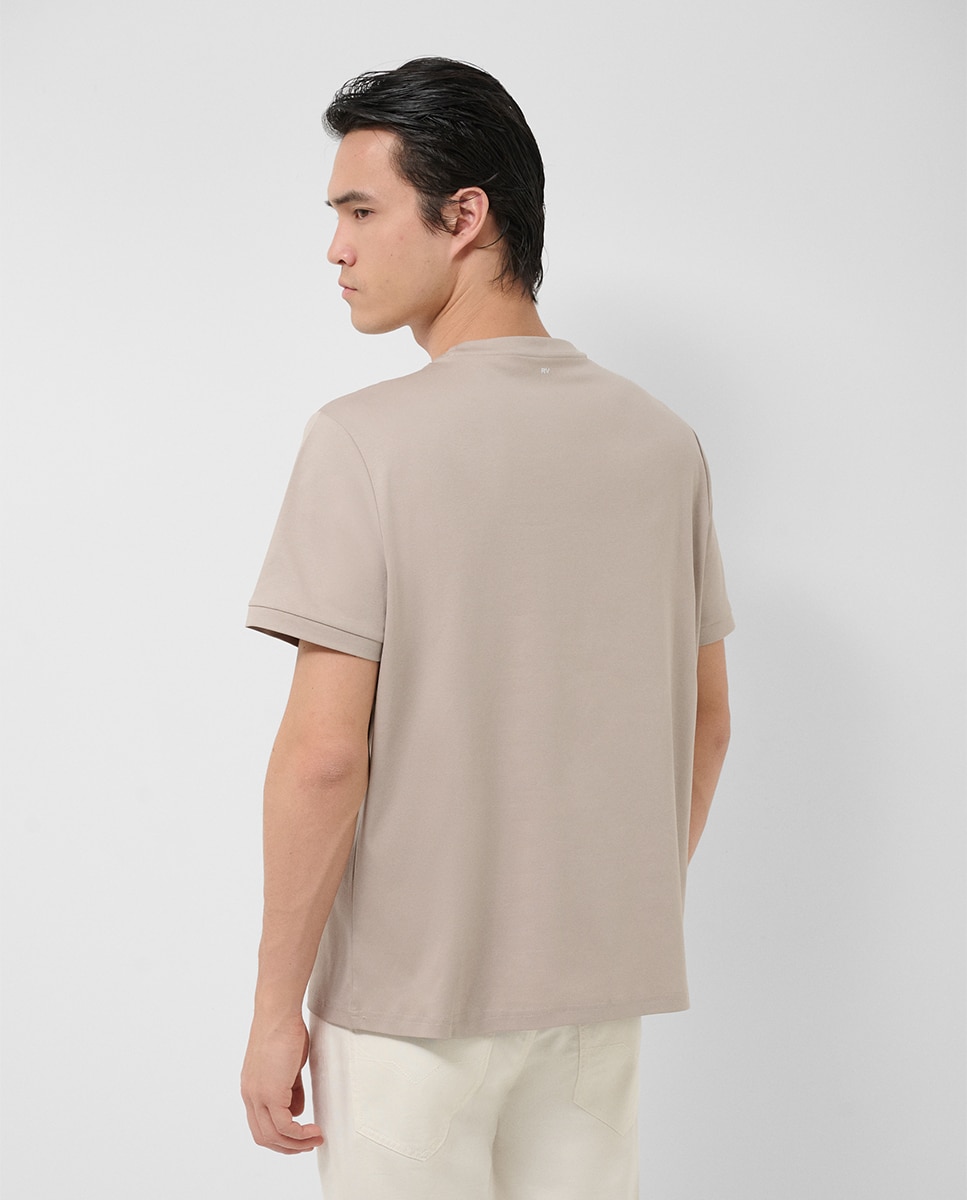 T-shirt de Manga Curta com Logótipo no Peito Castanho-claro-2