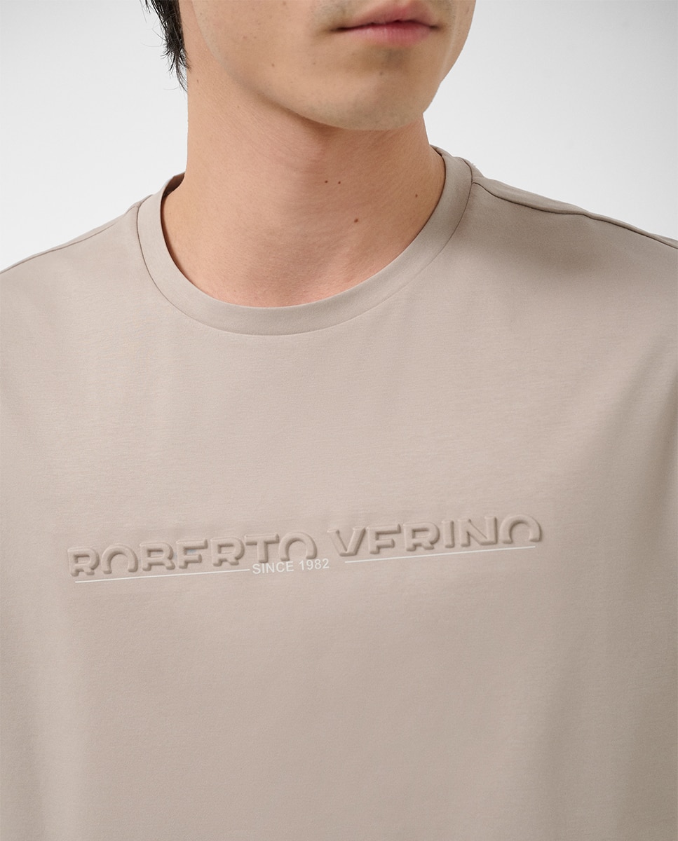 T-shirt de Manga Curta com Logótipo no Peito Castanho-claro-3