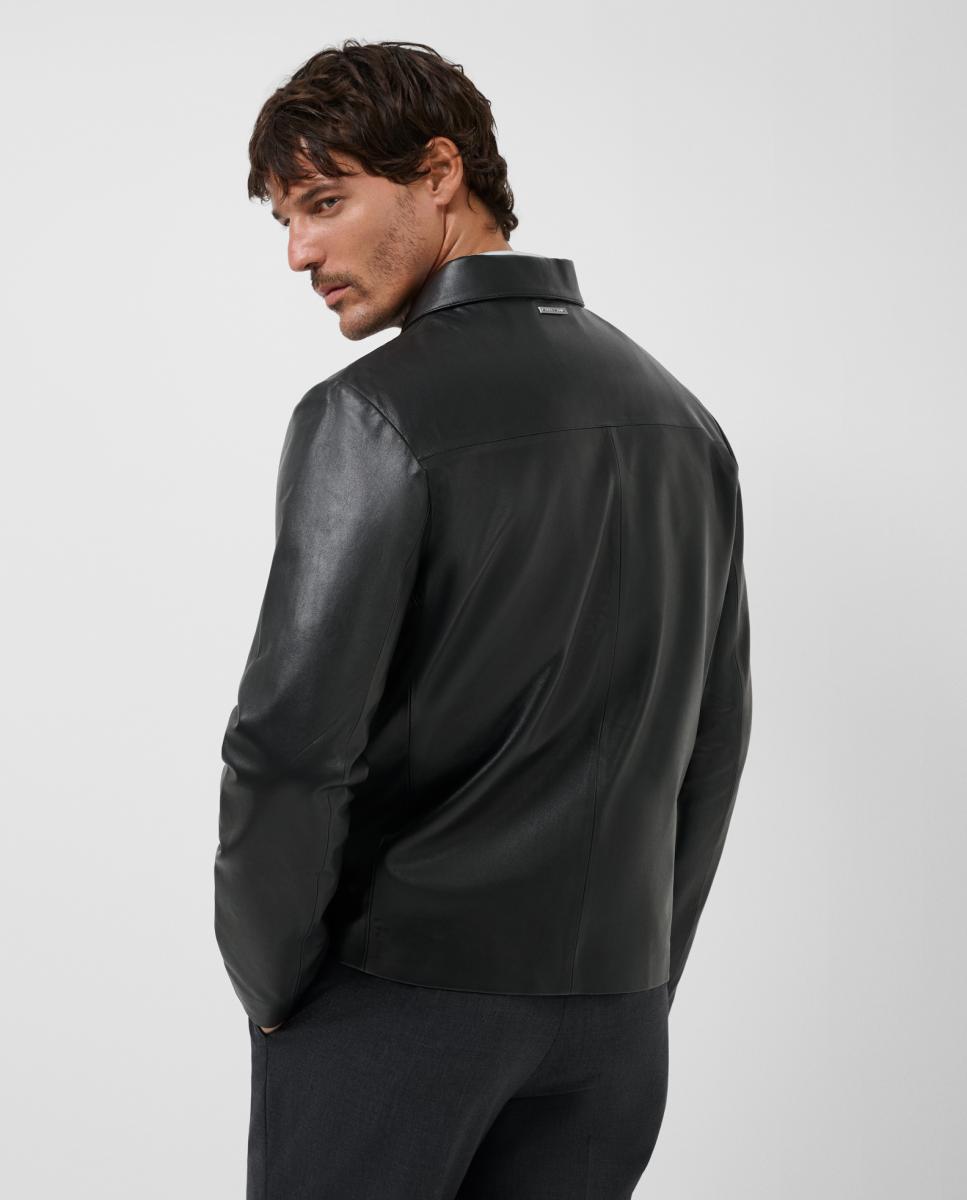 Blusão em Pele com Colarinho de Camisa Preto-2