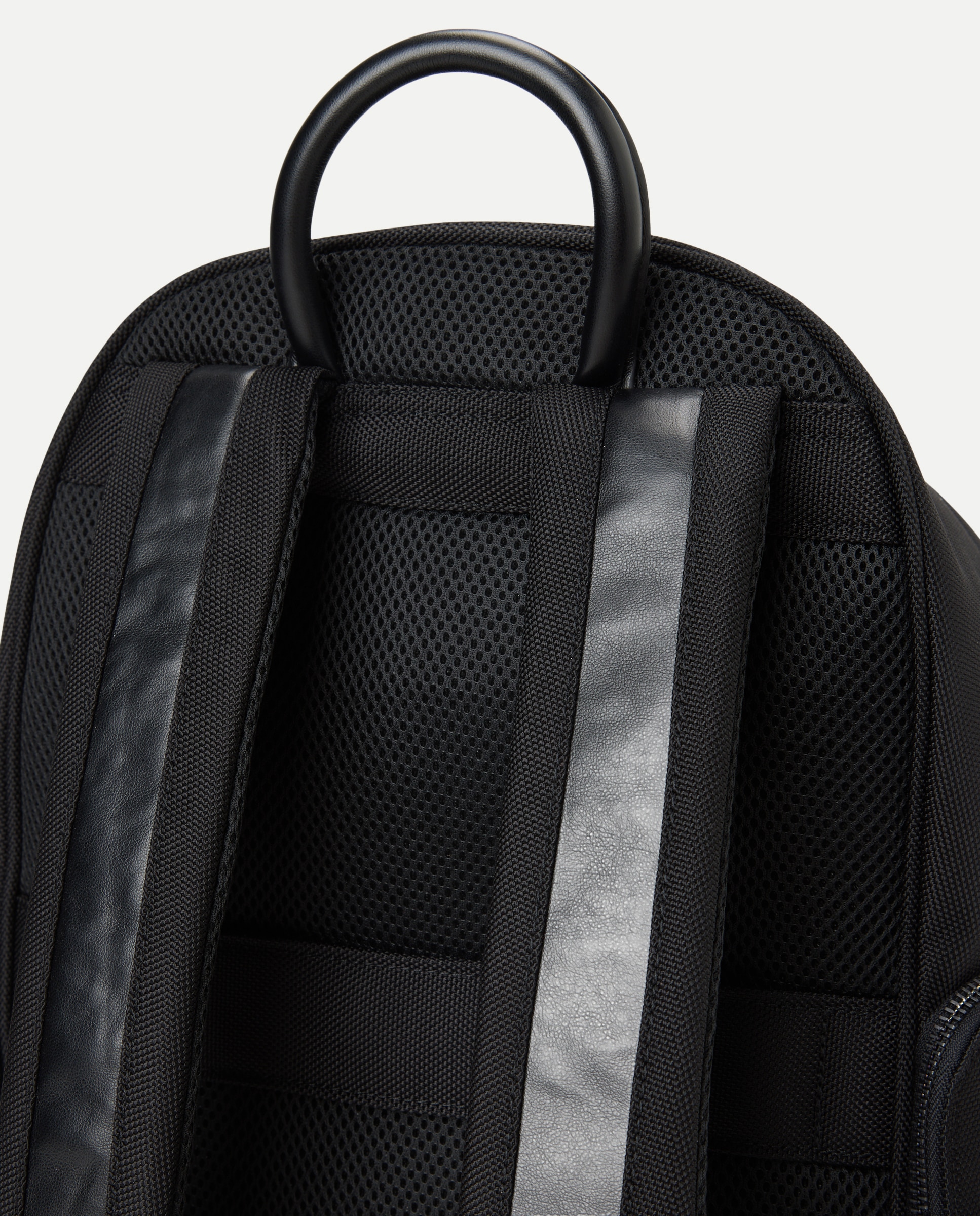 Imagen 4 de MOCHILA - Emidio Tucci - Negro Negro