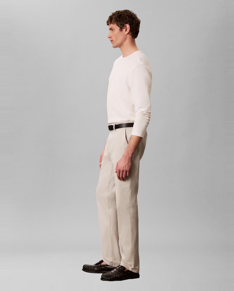 Imagem 0 de Jeans Ligeiras Estilo Anos 90 Tapered com Ligeiro Flare