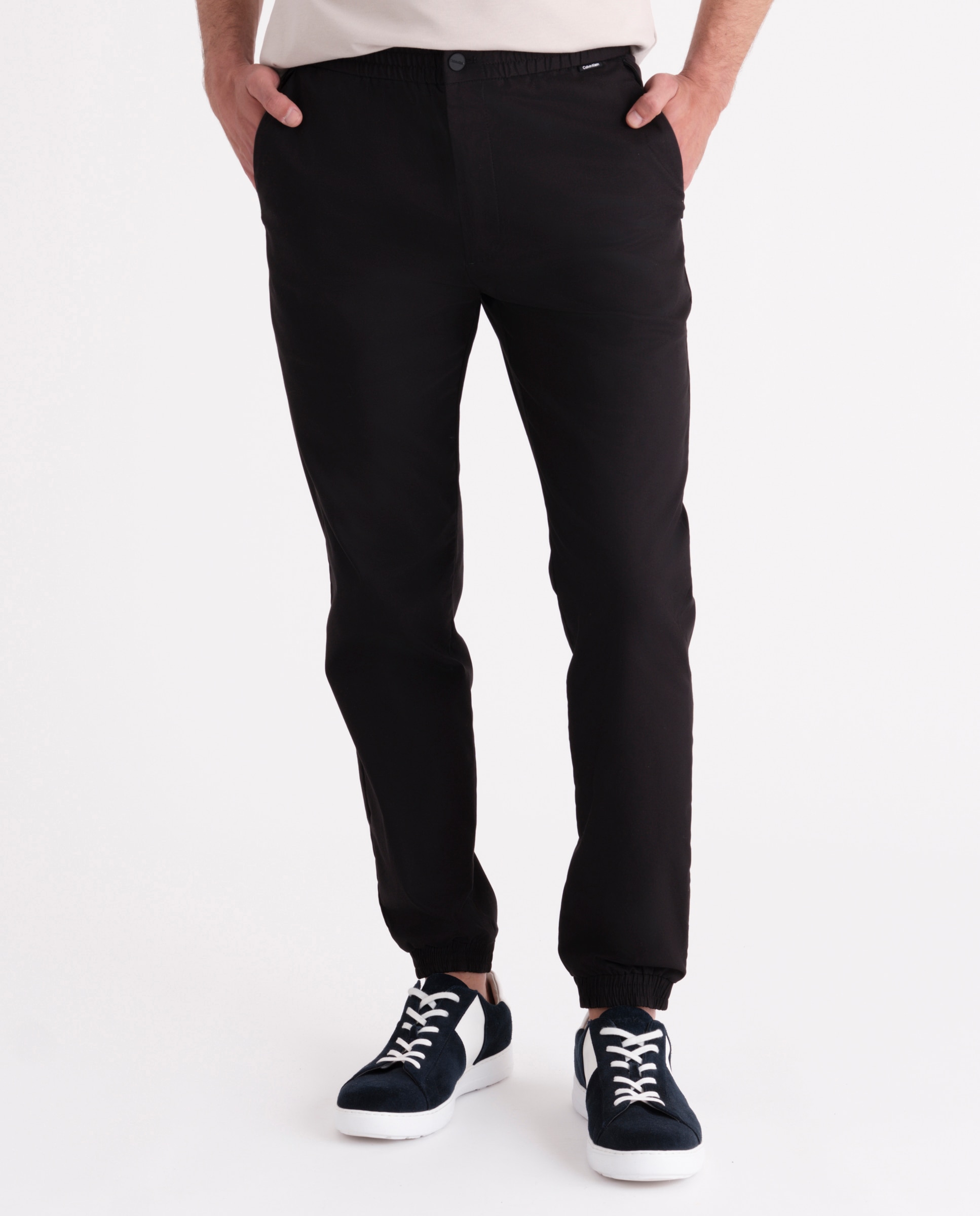 Calças Técnicas Preto-1