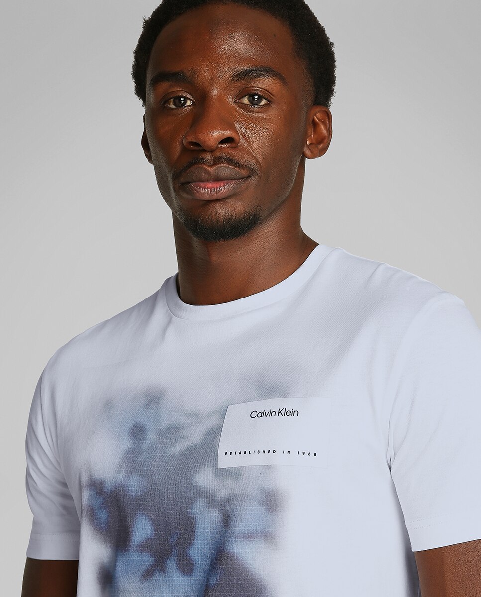 T-shirt com Estampado Fotográfico Branco-4