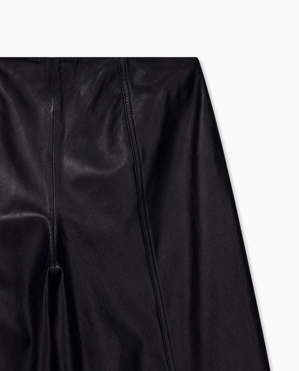 Bermudas de Pele Preto-2