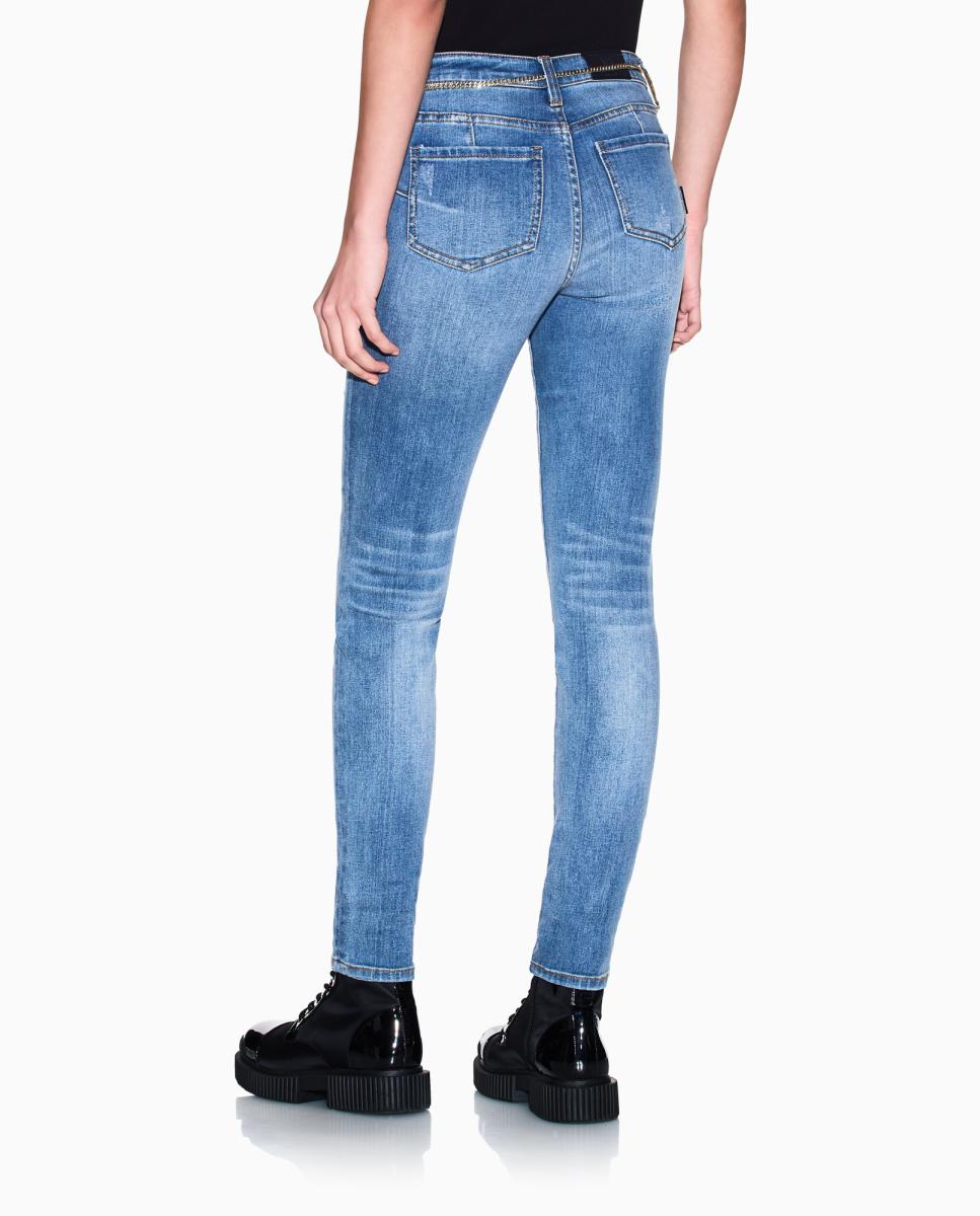 Jeans Push-Up J69 com Corrente na Cintura Azul-índigo-5