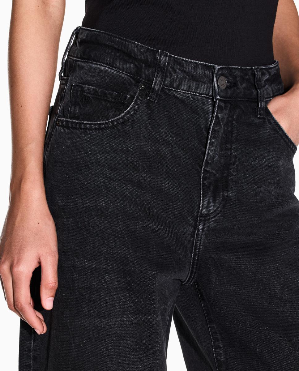 Jeans J38 Relaxed com Cintura Subida Preto-5
