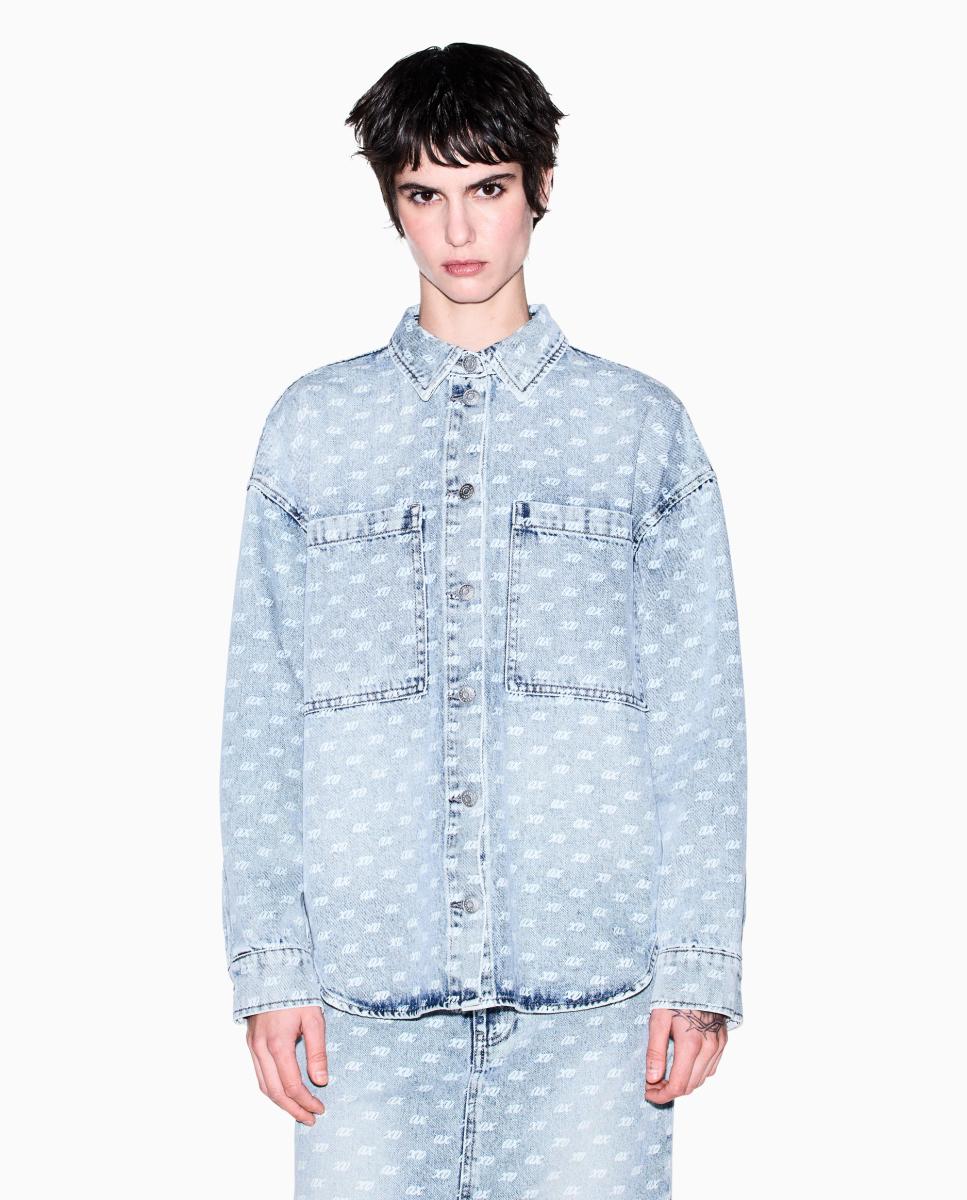 Imagem 0 de Sobrecamisa Jeans com Estampado Multilogo