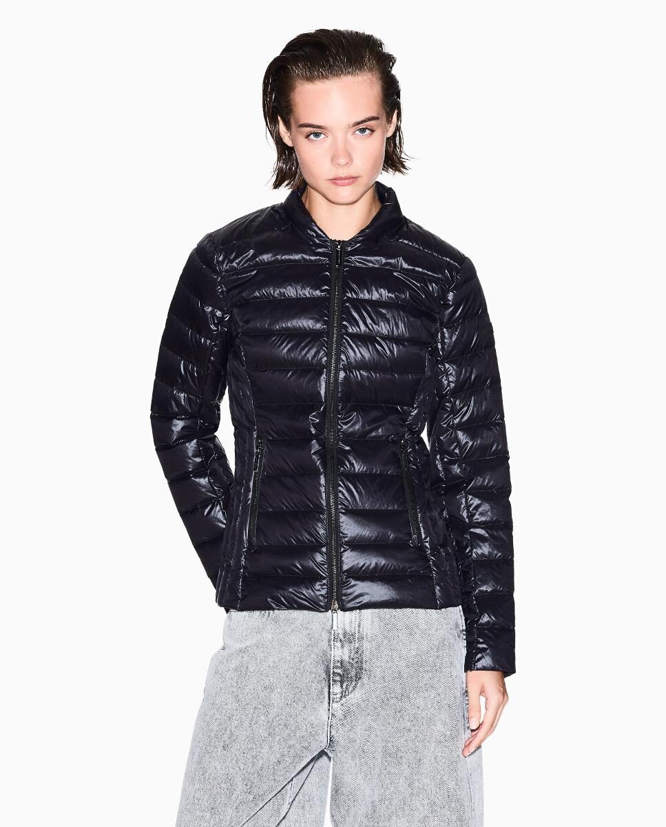 Plumífero de mujer guateado en pluma real · Armani Exchange · El