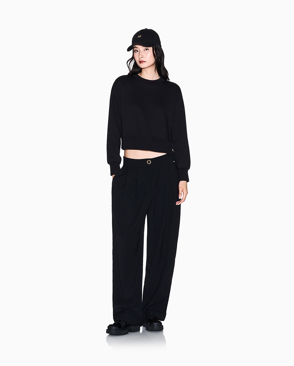 Sweatshirt com Decote Redondo e Abertura Lateral Preto-4