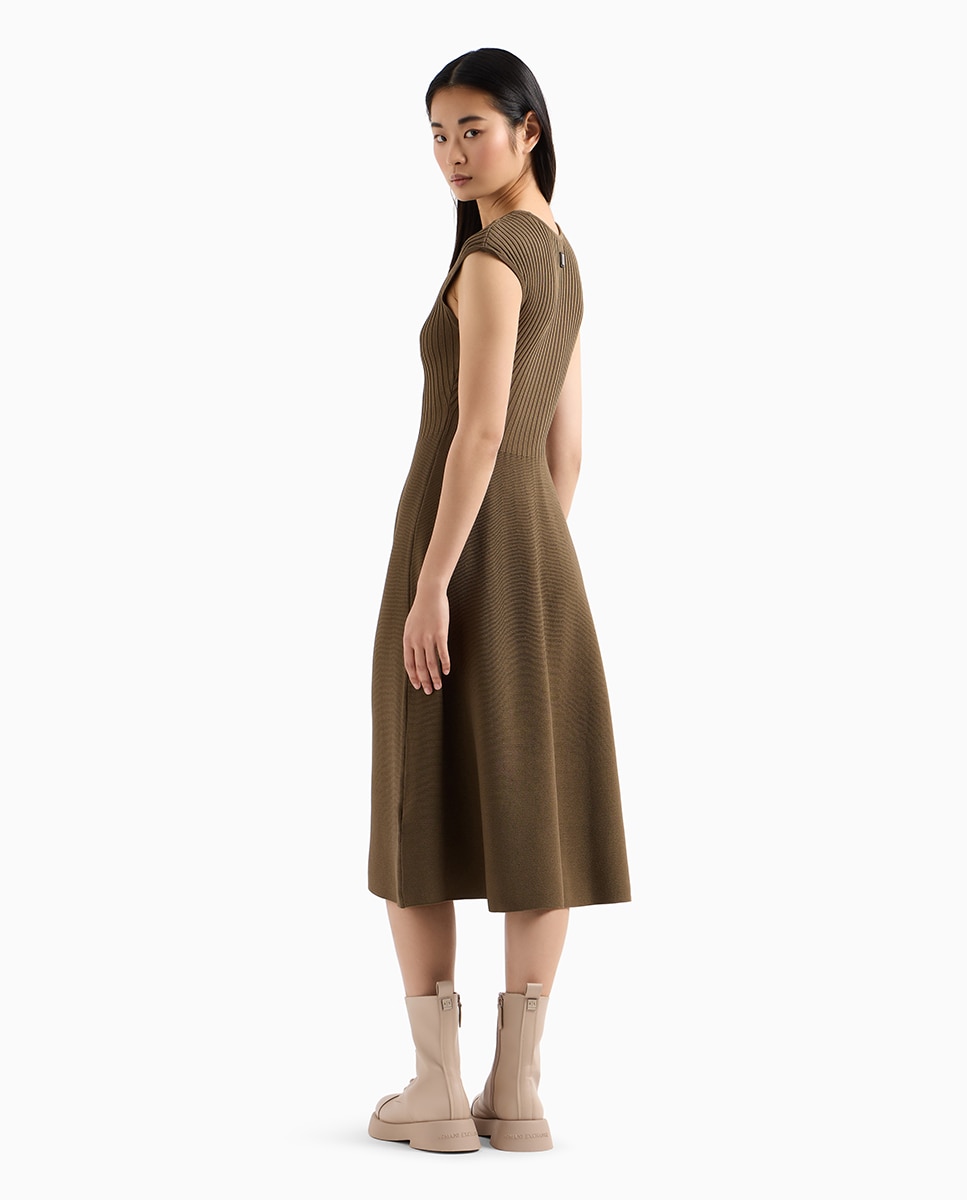 Vestido de Malha Midi Justo em Forma de Sino Caqui-2