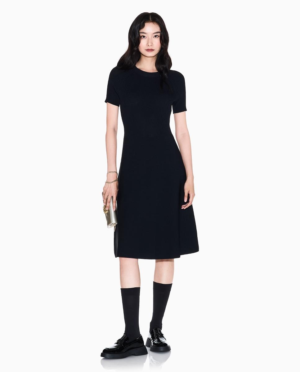 Imagem 0 de Vestido Curto de Malha de Viscose com Manga Curta