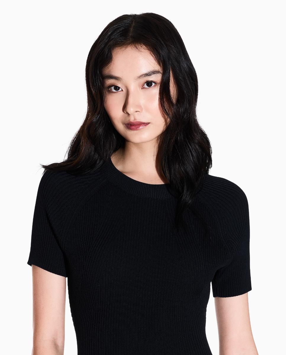 Vestido Curto de Malha de Viscose com Manga Curta Preto-3