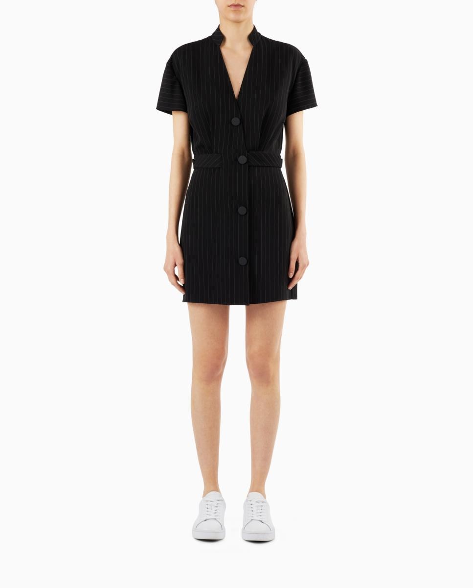 Imagem 0 de Vestido Curto de Manga Curta com Botões