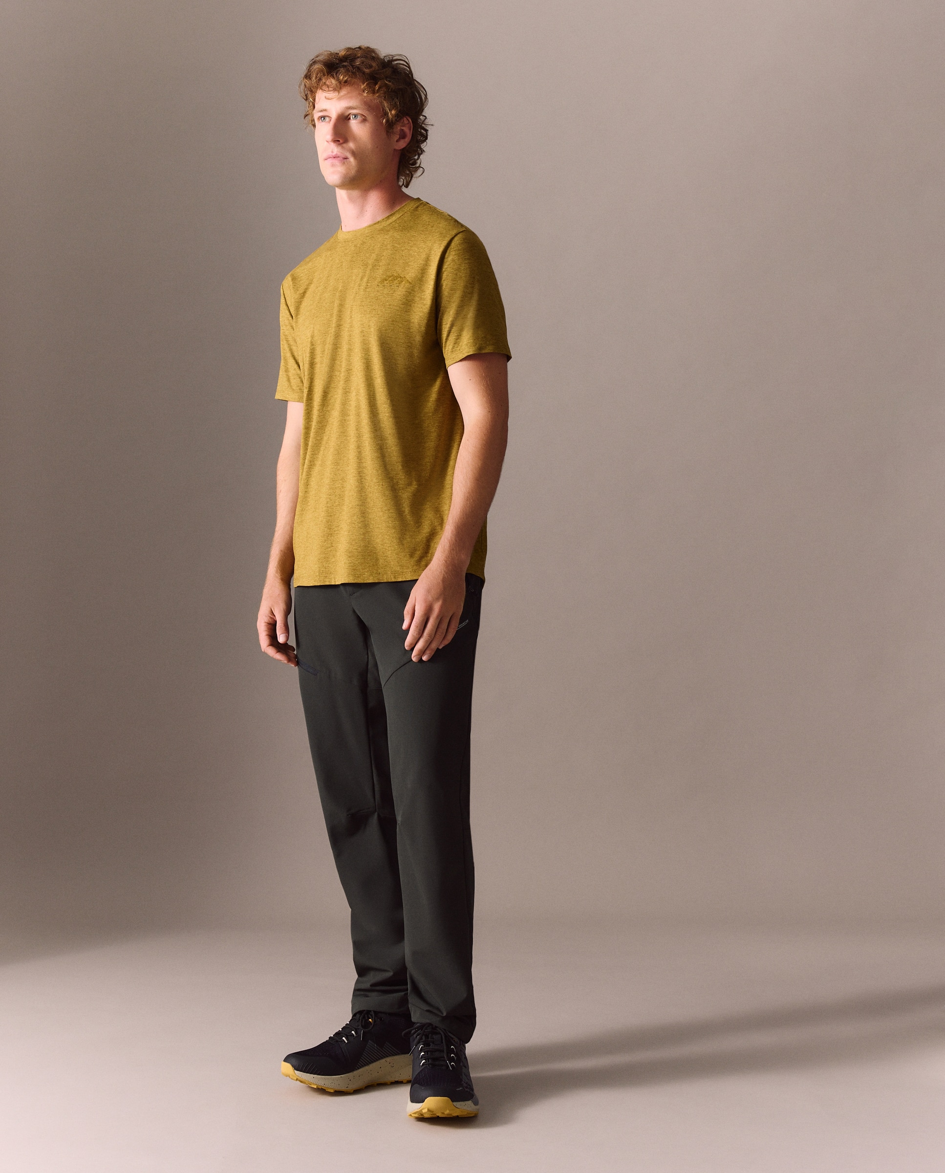 T-shirt de Montanha de Homem Verde-2