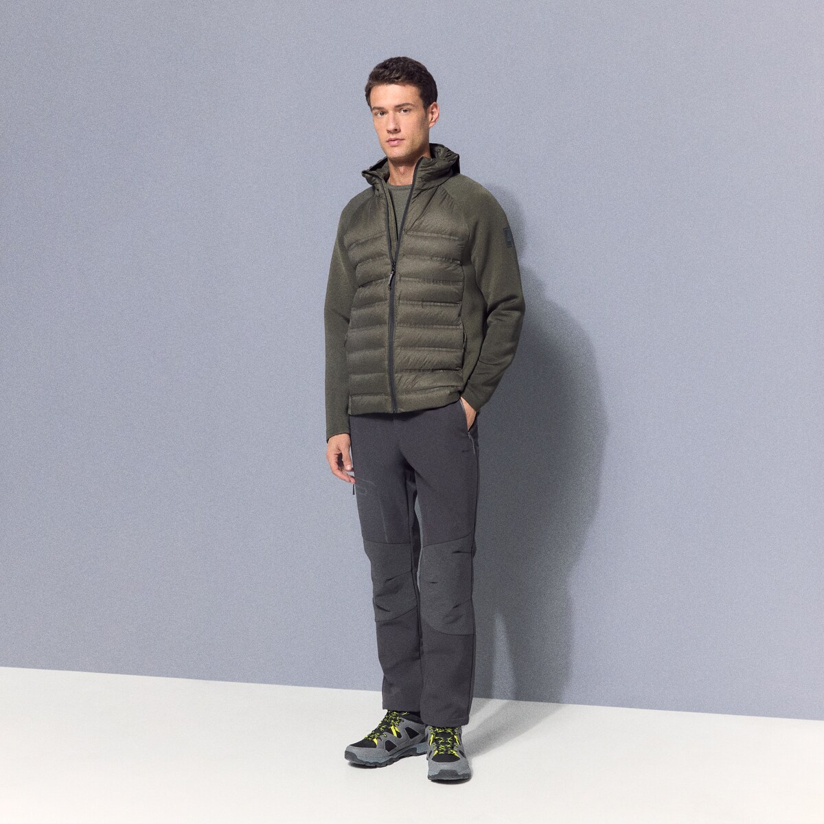 Casaco Híbrido de Homem com Enchimento de Penas de Montanha Verde-2