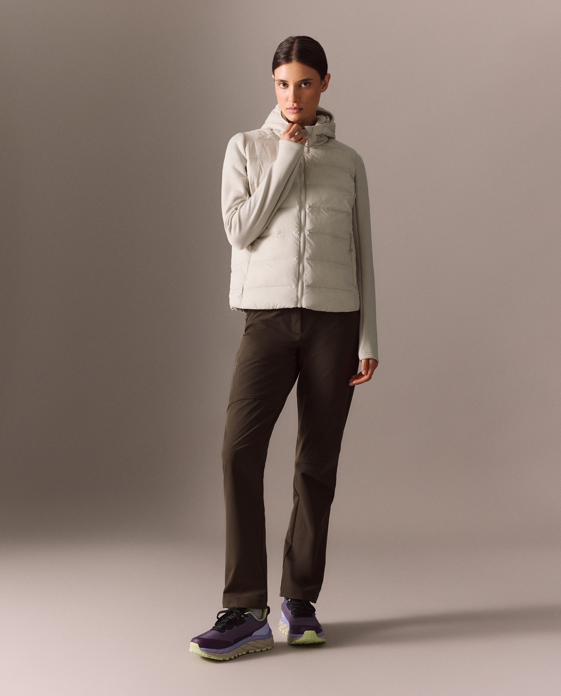 Imagen 2 de Chaqueta híbrida con relleno de fibra hueca de montaña de Mountain Pro de mujer - 120 Crudo 120 Crudo