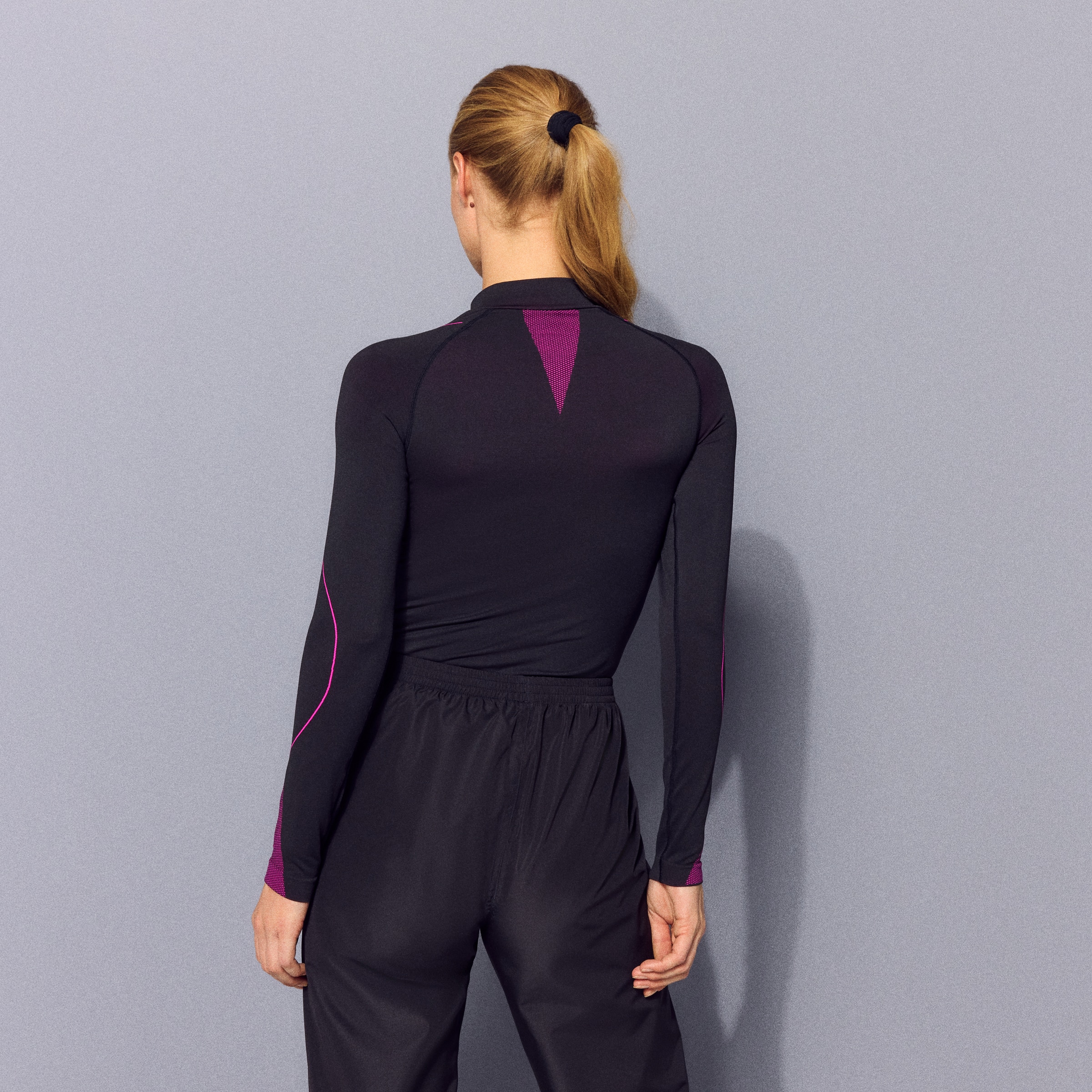 Camisola Interior Térmica de Montanha de Mulher com Meio Fecho de Correr Preto-3