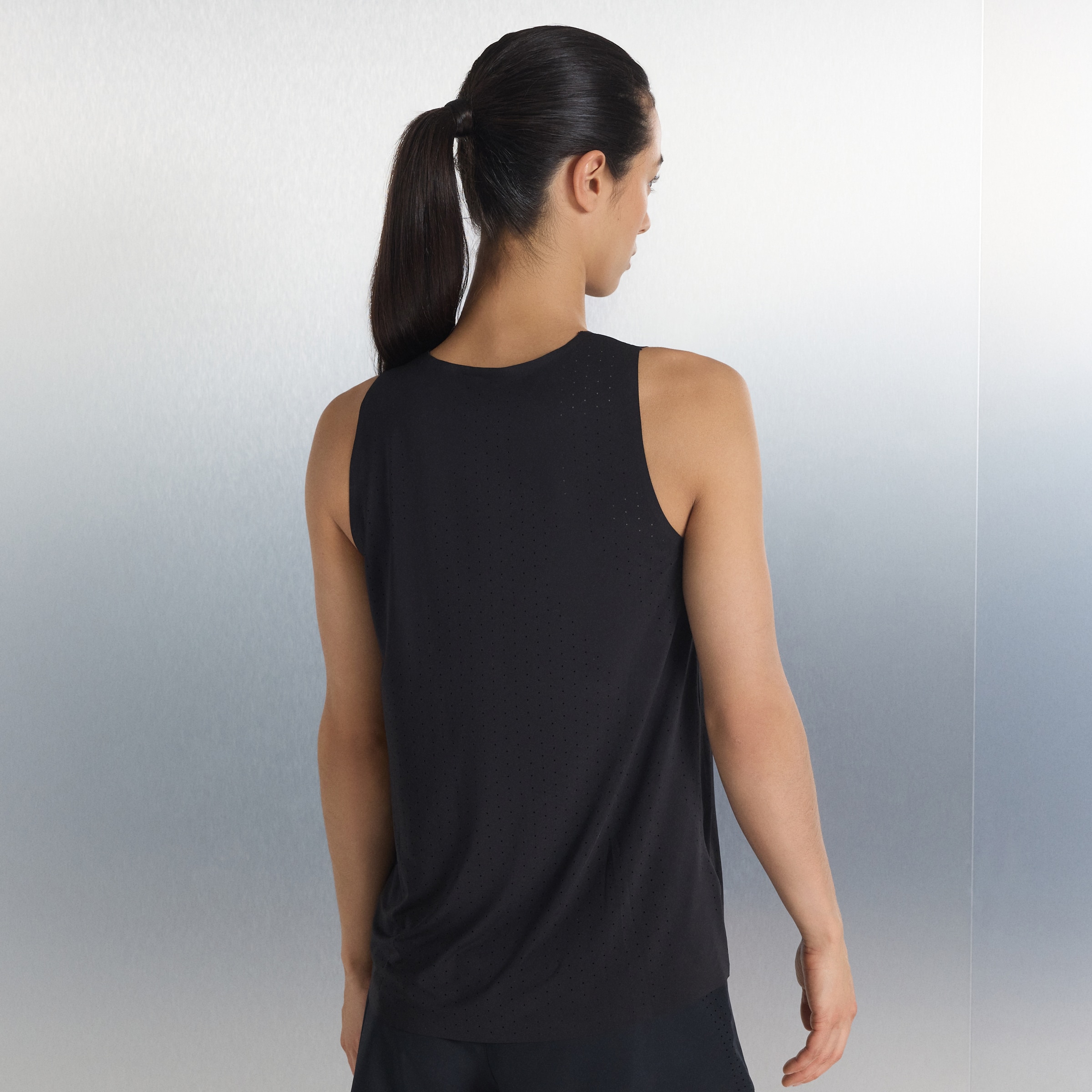 T-shirt sem Mangas Microperfurada de Training de Mulher Preto-3