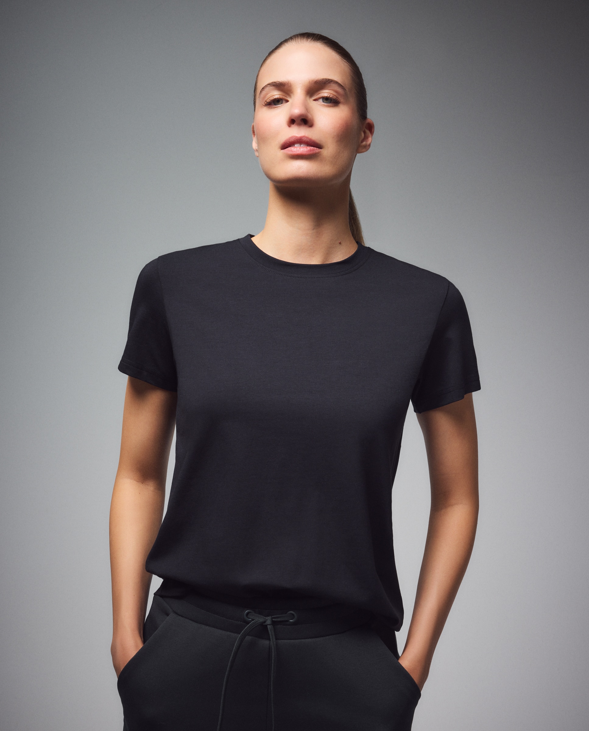 Camiseta de manga corta Sportcasual de mujer Boomerang - Negro Negro-1