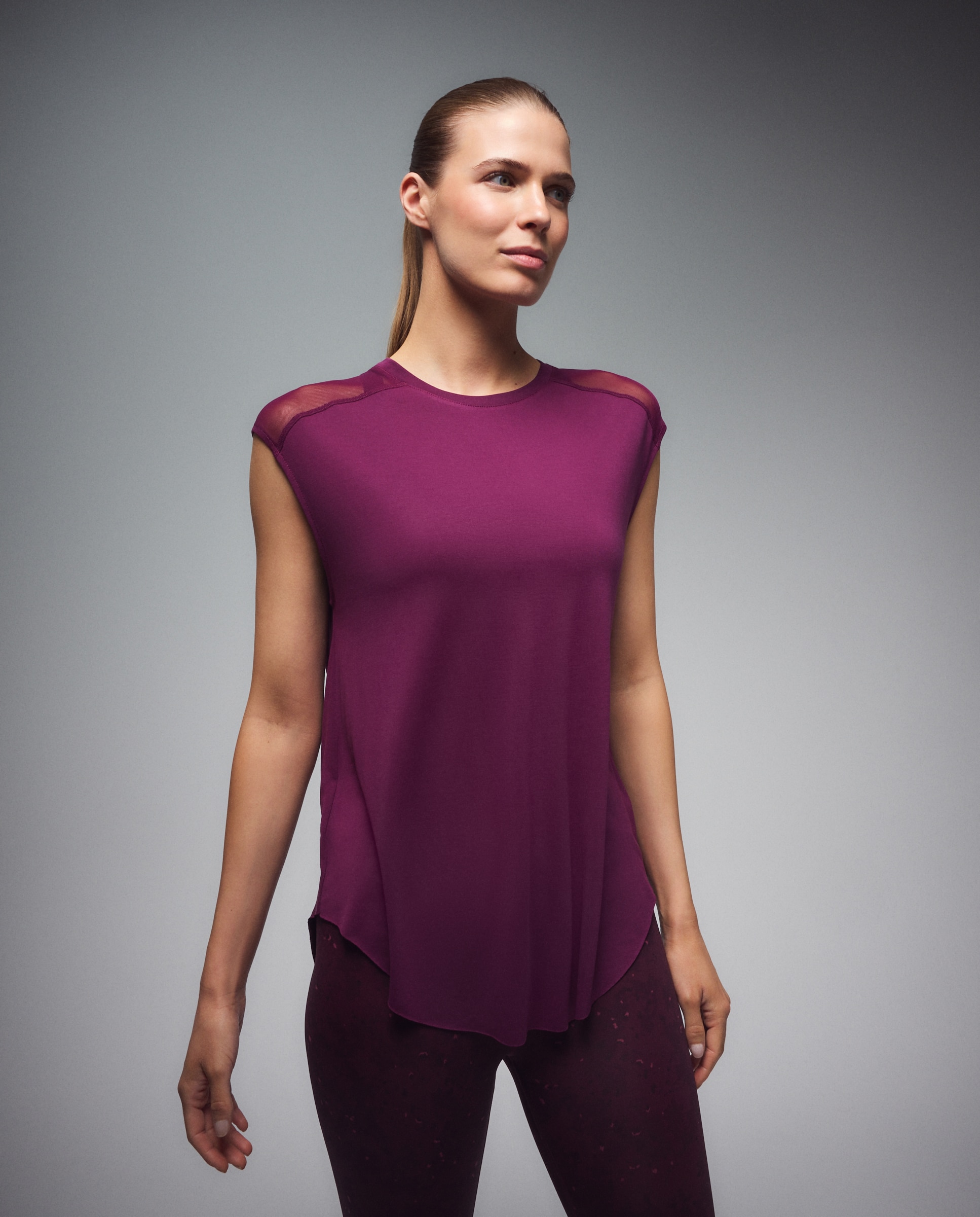 Camiseta de manga corta de modal con mesh de training de mujer Boomerang - Burdeos Burdeos-1