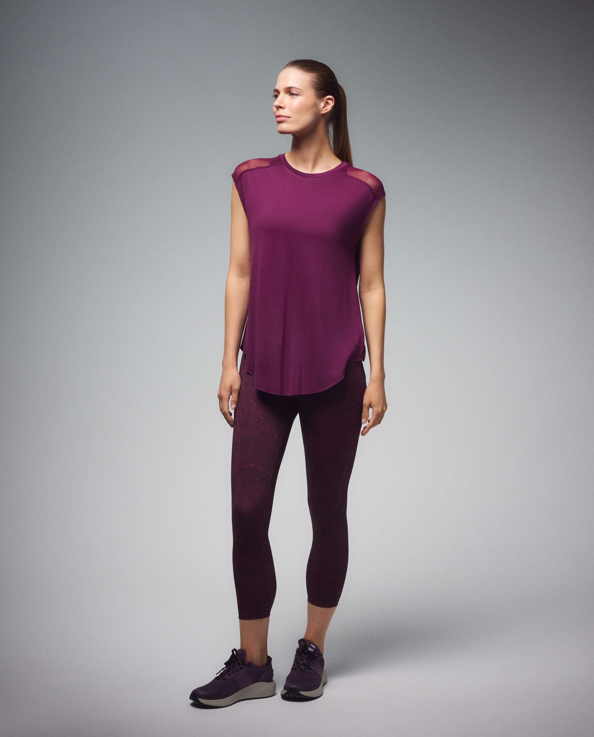 Camiseta de manga corta de modal con mesh de training de mujer Boomerang - Burdeos Burdeos-2