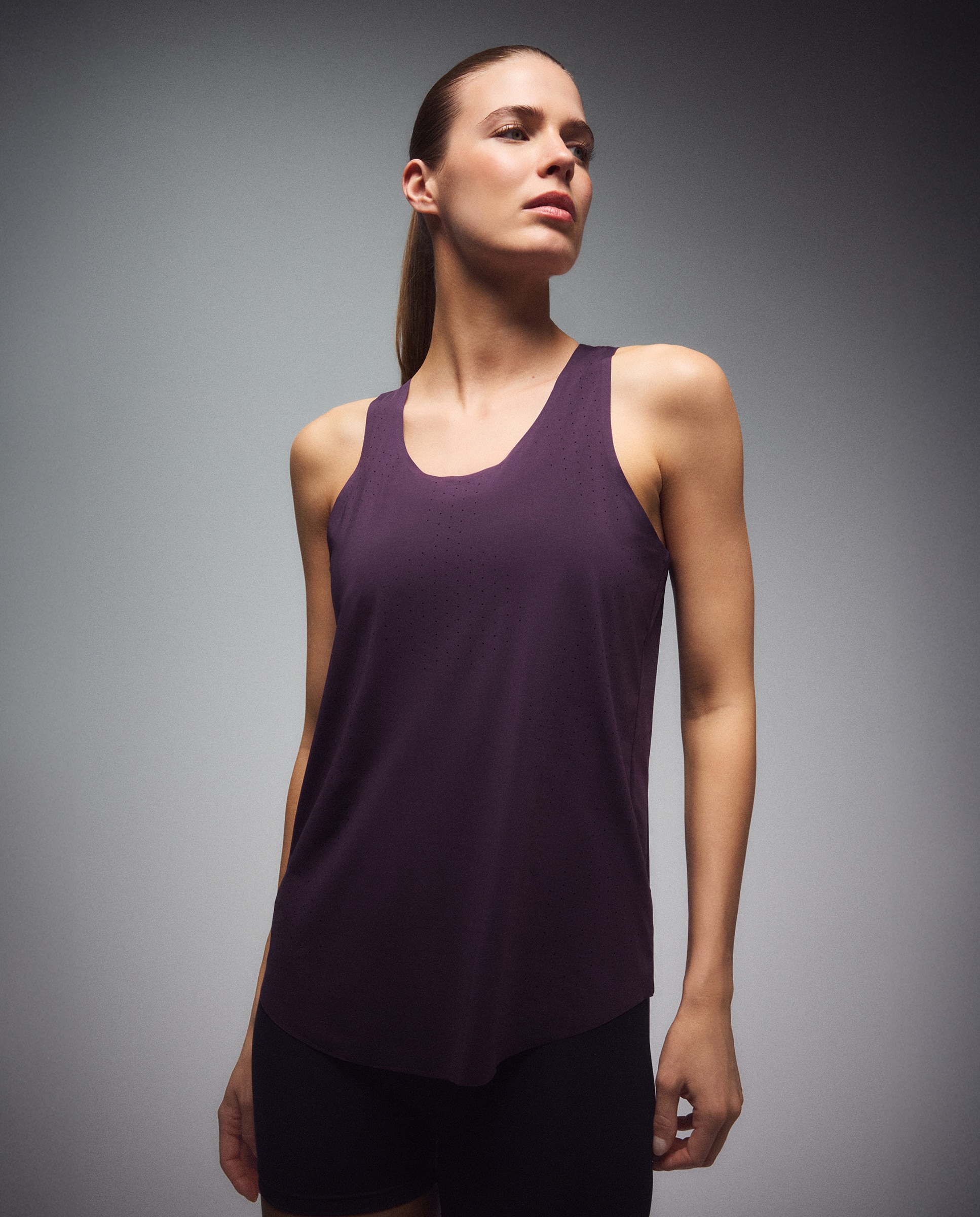 Camiseta sin mangas microperforada de training de mujer Boomerang - 291 Berenjena 291 Berenjena-1