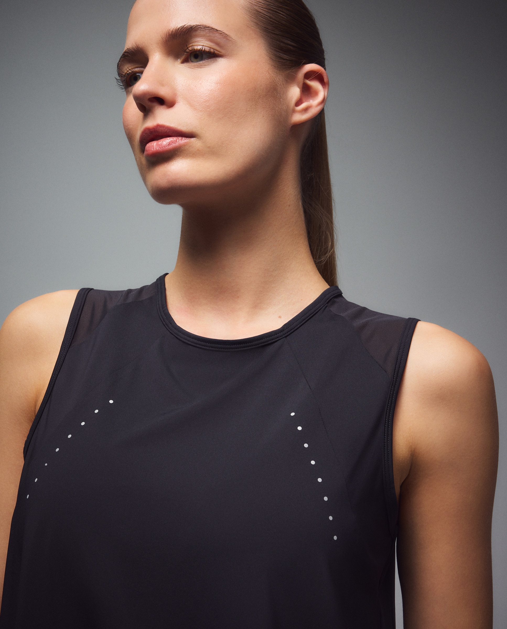 Imagen 4 de Camiseta sin mangas de Yoga de mujer Boomerang - Negro Negro