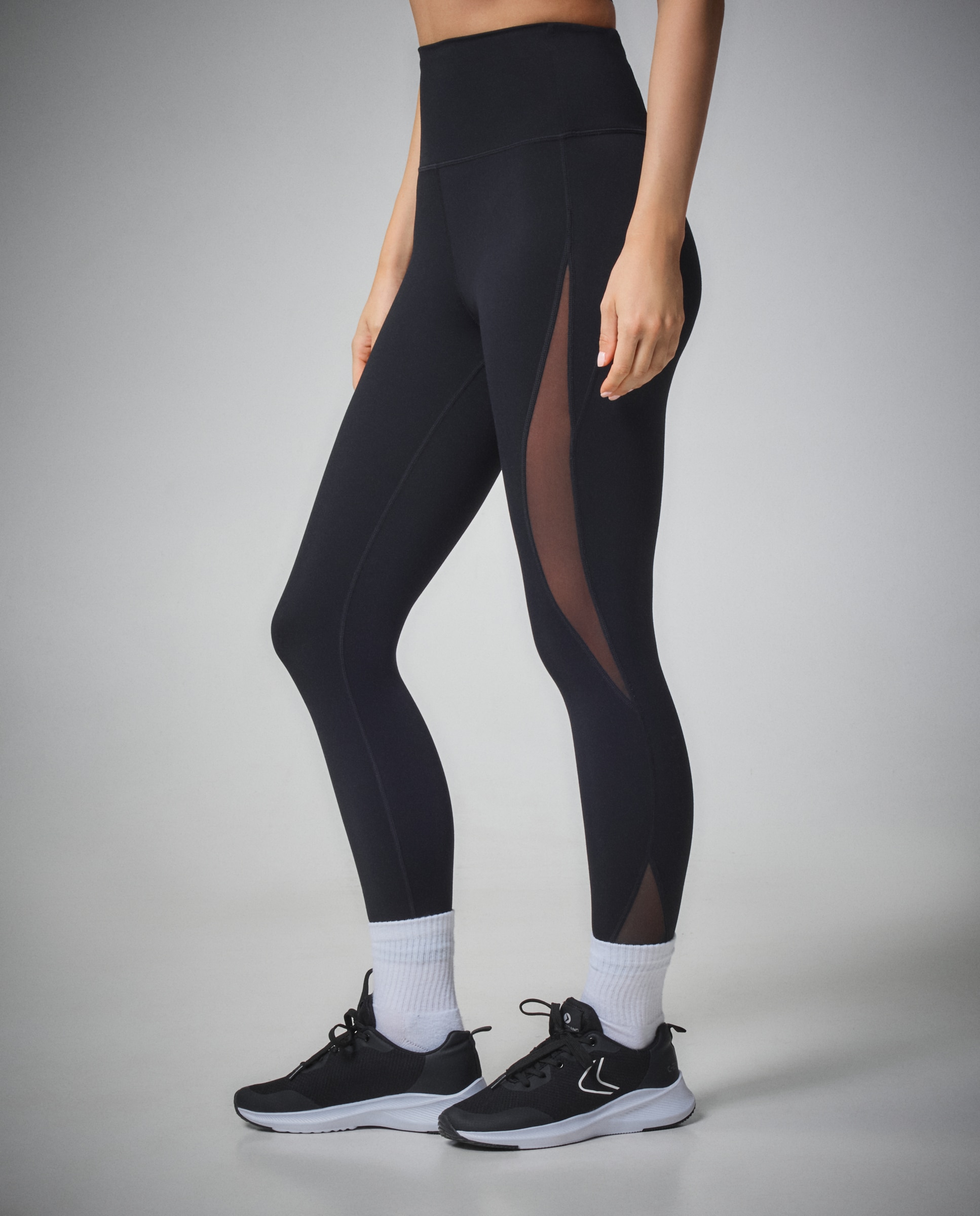 Leggings 7/8 de Training de Mulher com Mesh Preto-2