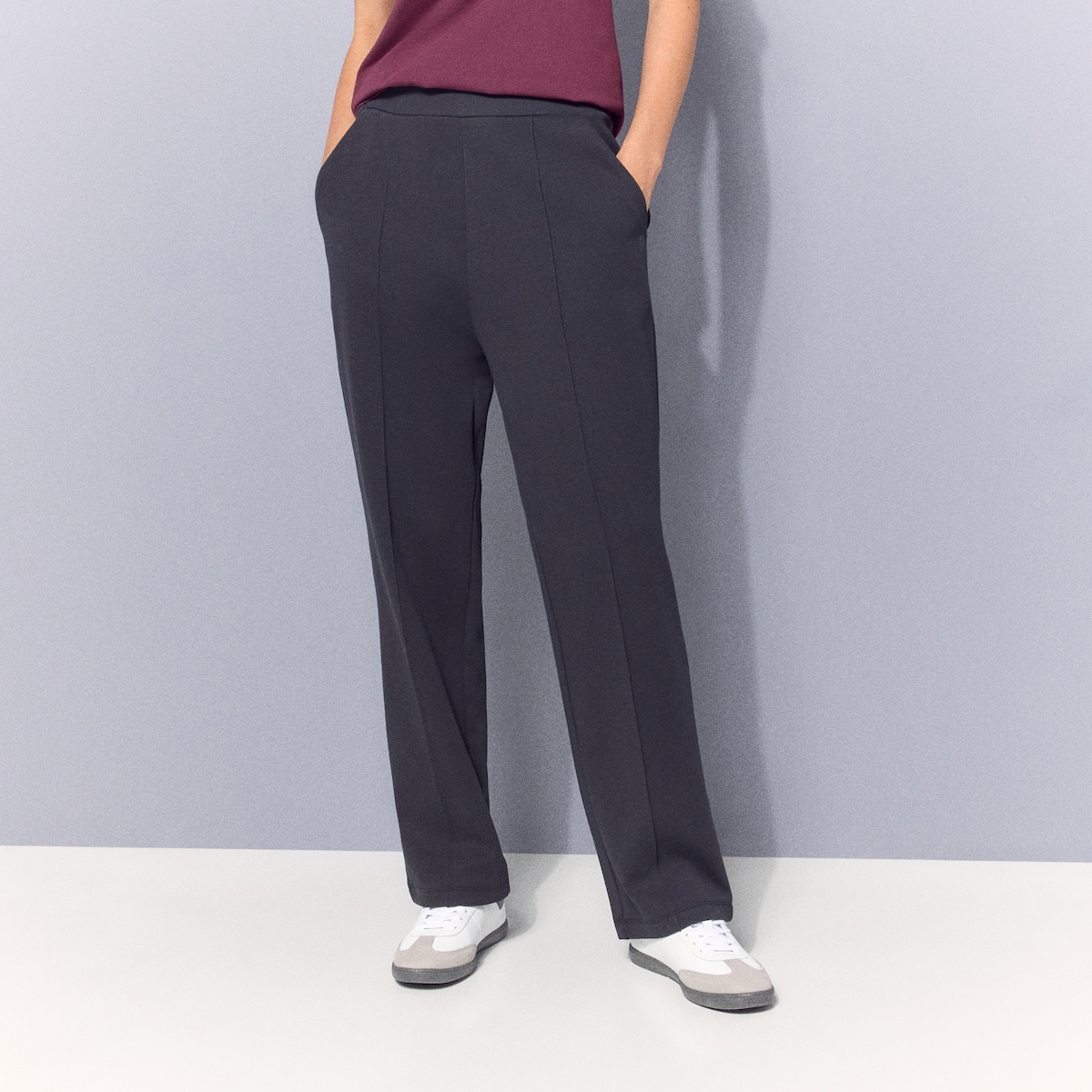 Calças Largas Sportcasual de Mulher Preto-2