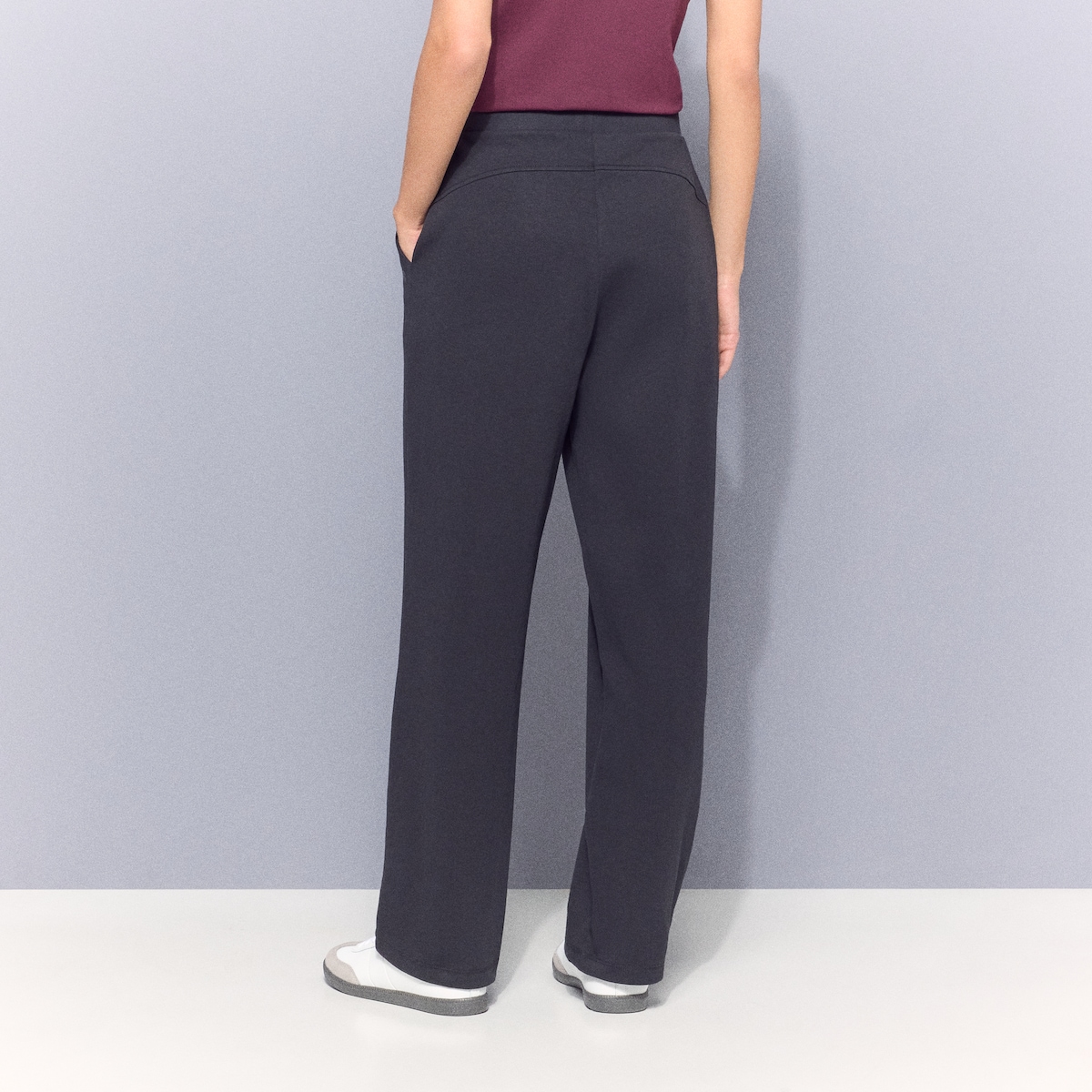 Calças Largas Sportcasual de Mulher Preto-3