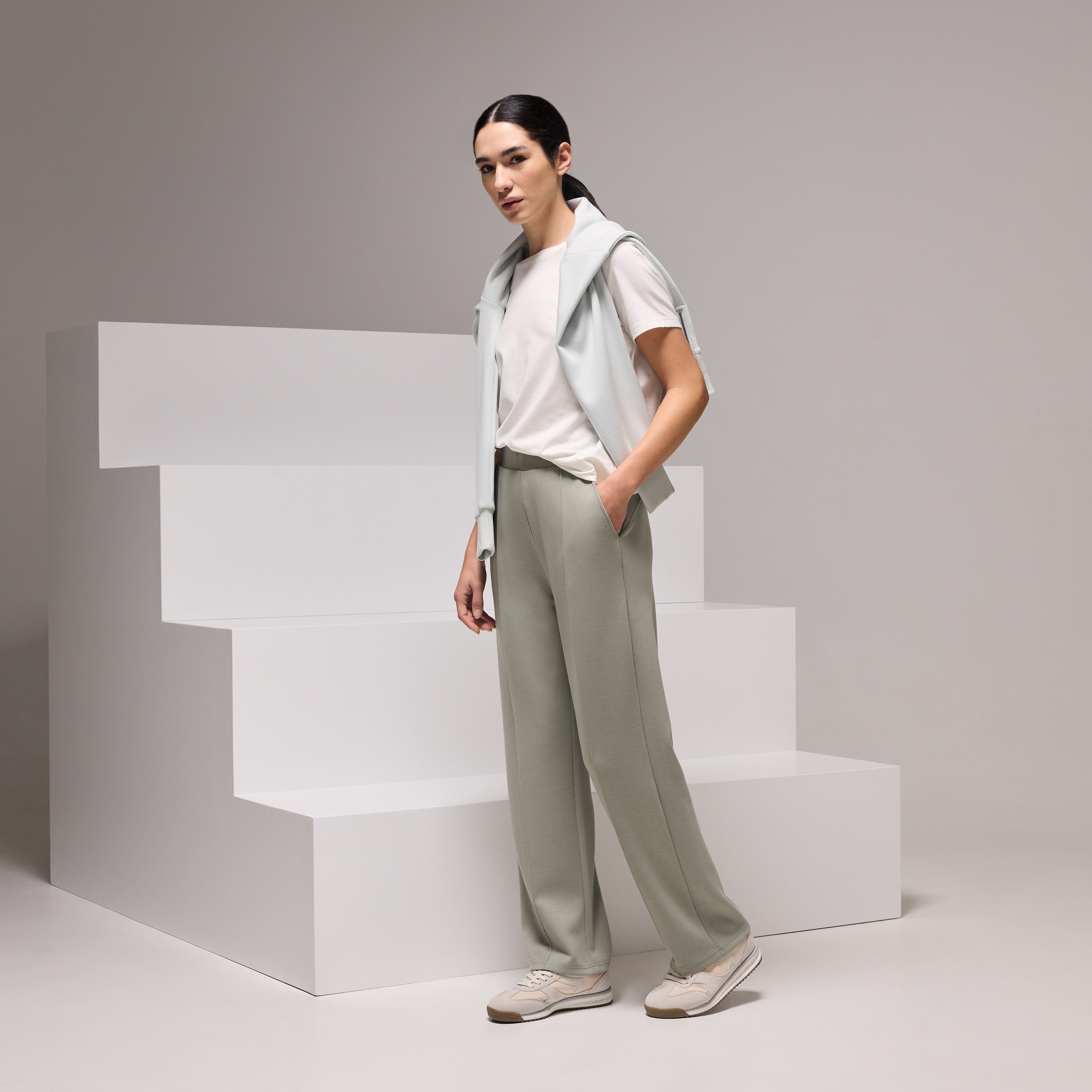 Imagen 0 de Pantalon largo ancho de modal Sportcasual de mujer Boomerang Esmeralda