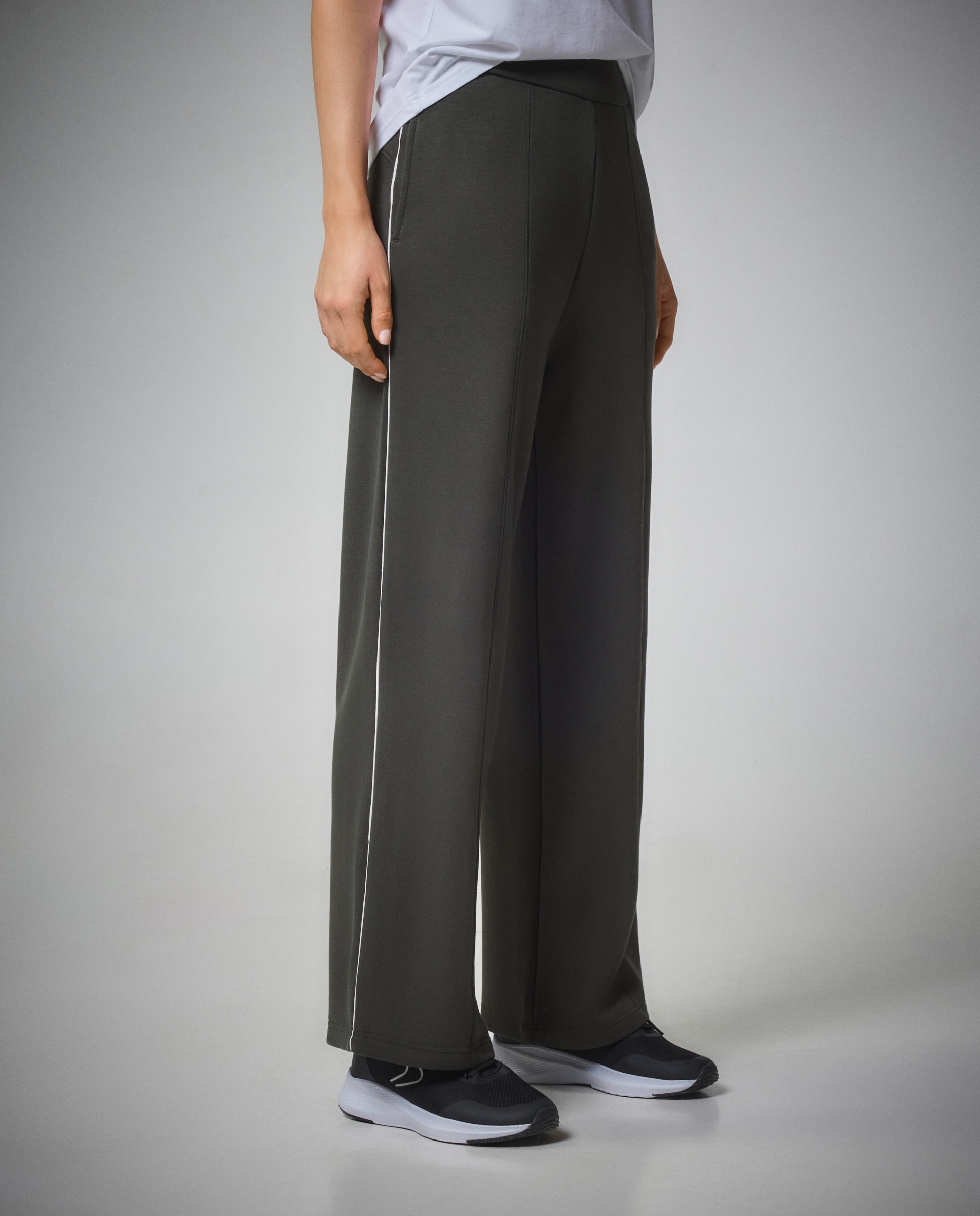 Calças Flare de Viscose Sportcasual de Mulher 580 Musgo-2