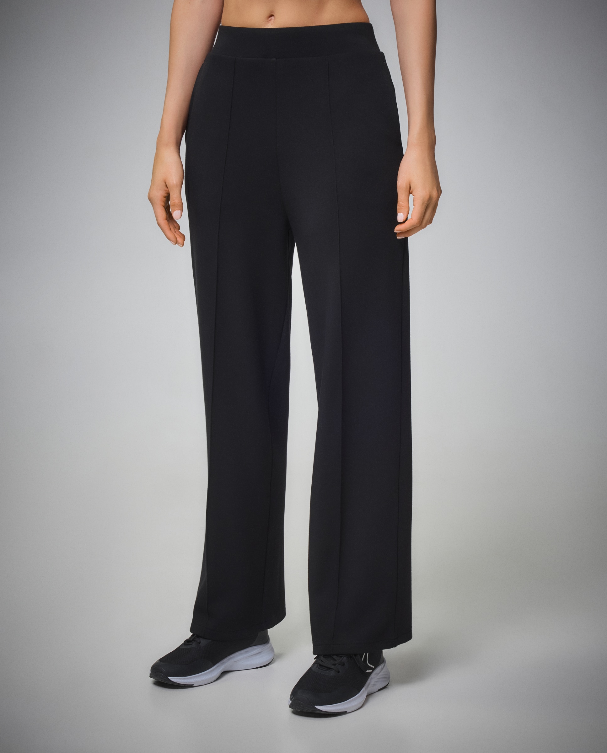 Calças Flare de Viscose Sportcasual de Mulher Preto-2