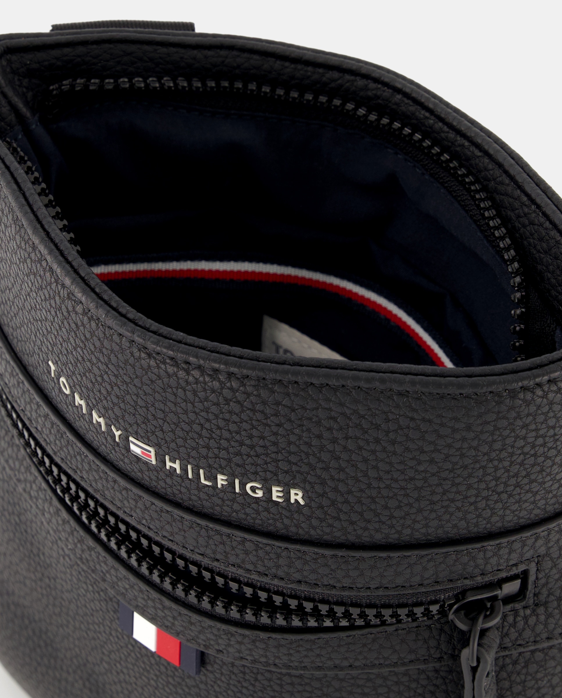 Mala a Tiracolo Pequena com Bolso à Frente e Logótipo - Preto Preto-3