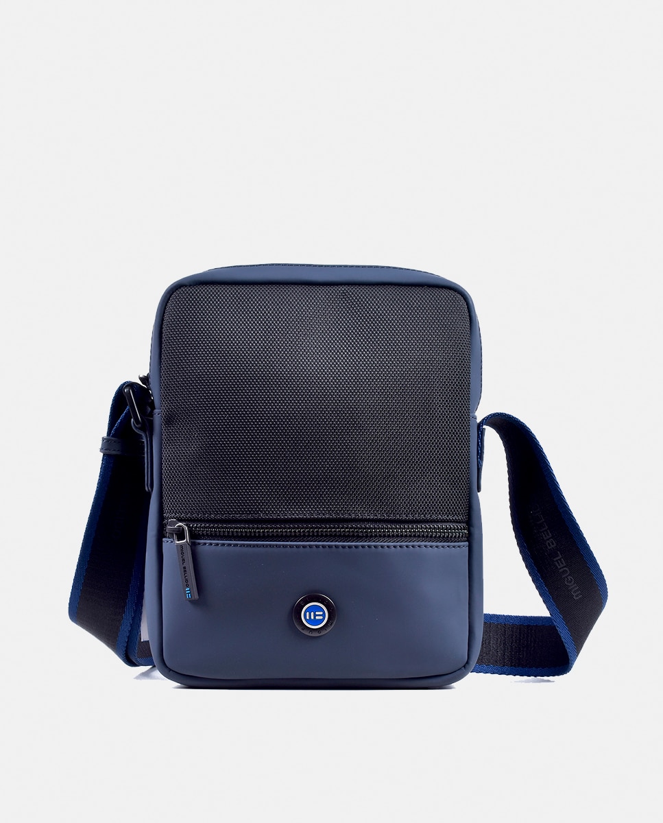 Mala Média em Material Tecno Preto-1